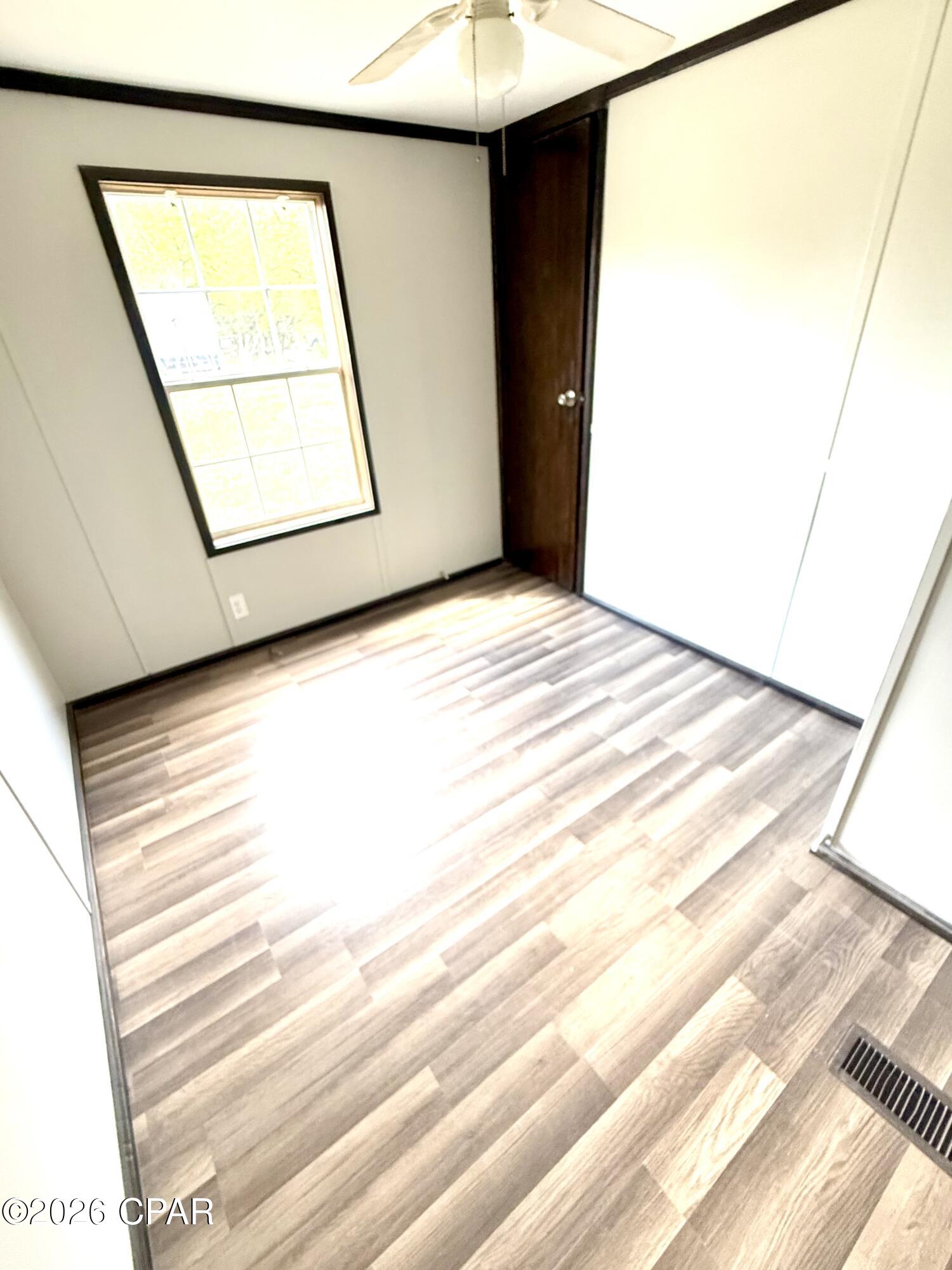 Oakwood Lakes - Residential