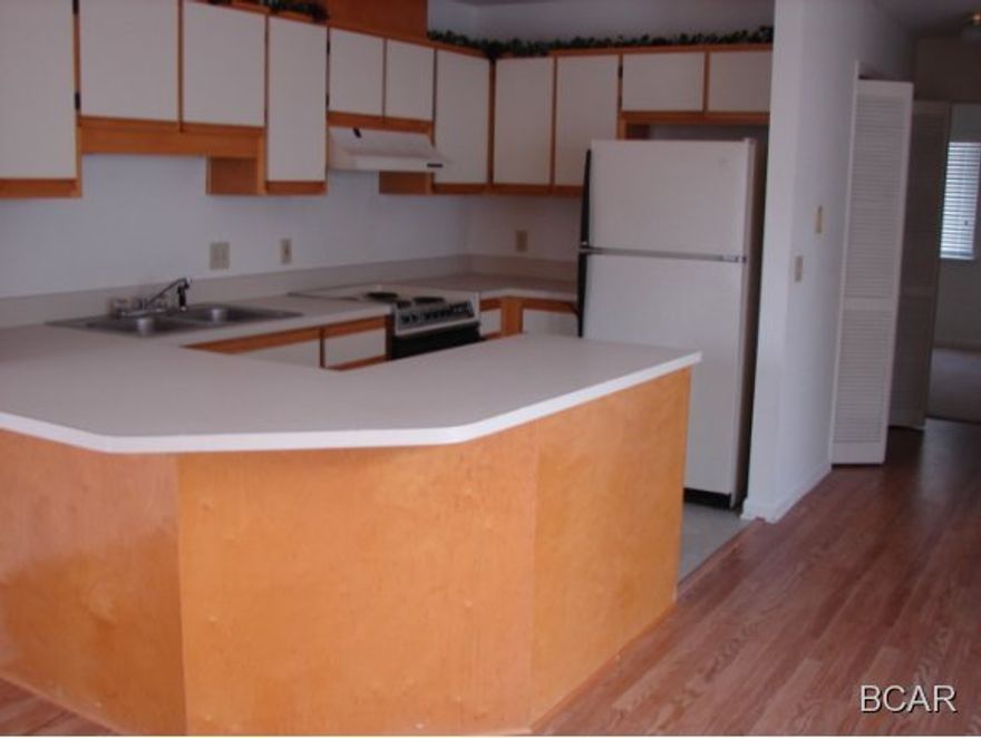 Nice duplex located in downtown Panama City. Close to local shops, resturants and attractions. Private yard that is enclosed and great for a Patio/Play Area, W/D Hookups; Sorry, no pets allowed.