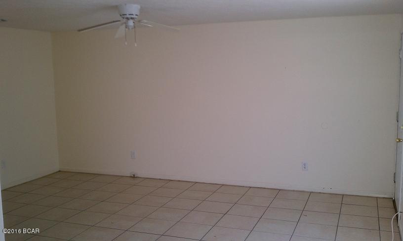 Holiday Beach Unit 4 - Residential Lease