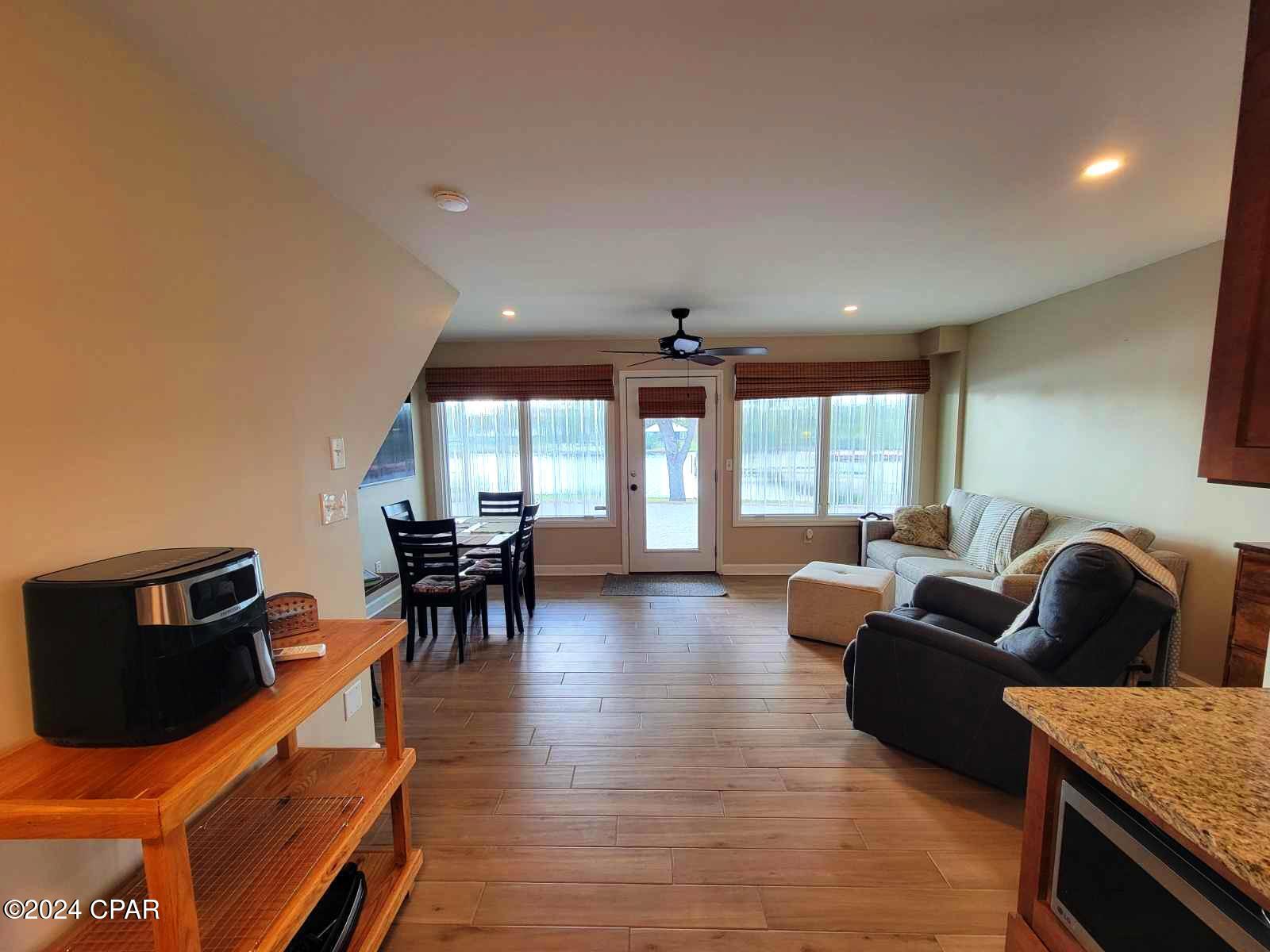 [No Recorded Subdiv] - Residential Lease