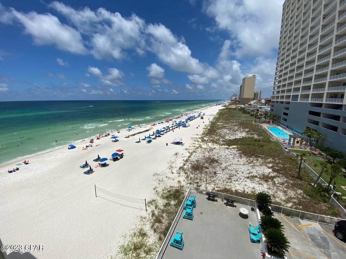 Fontainebleau Terrace - Residential