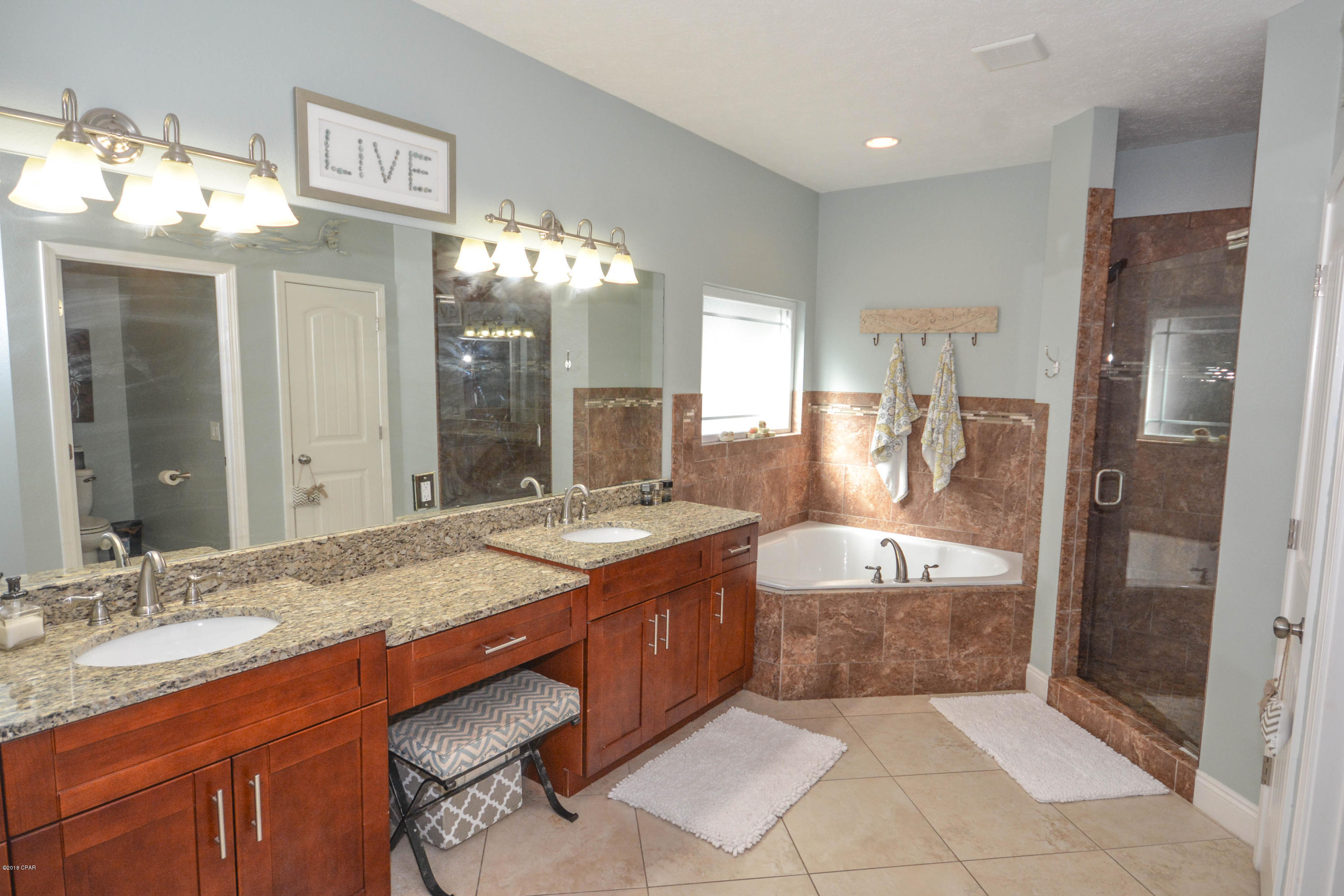 Colony Club - Residential