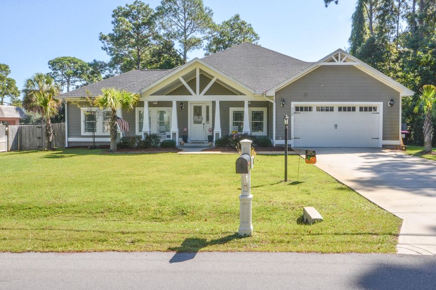 Here is your opportunity to own a Gorgeous Craftsman Home on the 2nd Hole of Holiday Golf Course with No HOA Fees in Colony Club. This

spacious, open floor plan offers 2,024 sqft of living area and 9-10ft ceilings throughout. The floor plan allows plenty of space for entertaining with a large kitchen

offering an island with granite counter tops, soft close cherry cabinets, walk-in pantry, and stainless steel appliances (gas stove/oven) plus an eat-in nook area.  The kitchen opens to the living room which offers carpet flooring, 10ft tray ceilings and a wall of windows facing the 2nd hole on the golf course. Off the foyer is a large formal dining area with tiled floors that the owners have transferred into a nice playroom it could also be closed in to make an office or extra bedroom. No detail has been overlooked in this custom home!  The backyard is larged and fenced in located on the 2nd hole of Holiday Golf Course and offers plenty of space for a pool, plus a large covered patio for your enjoyment.  The roof was replaced May 2019.
