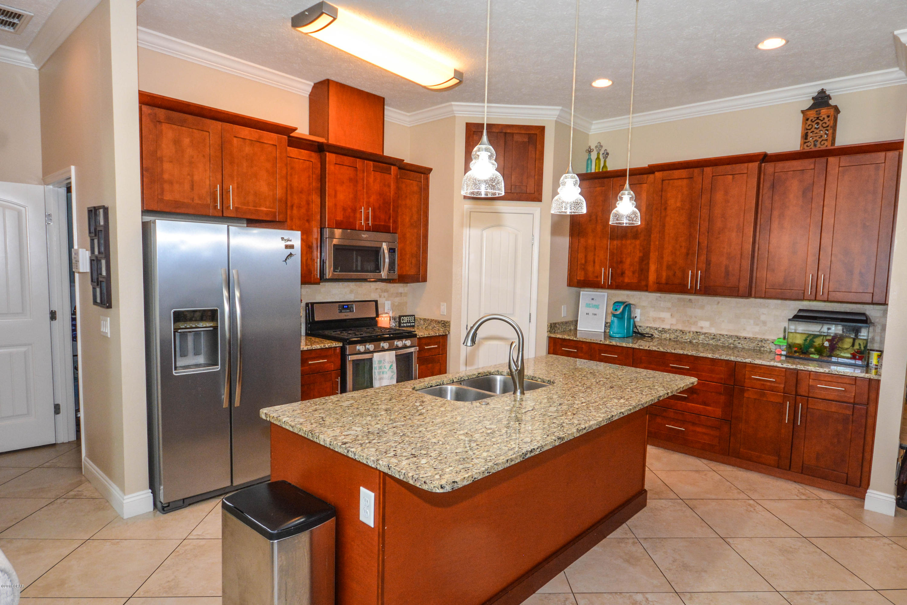 Colony Club - Residential