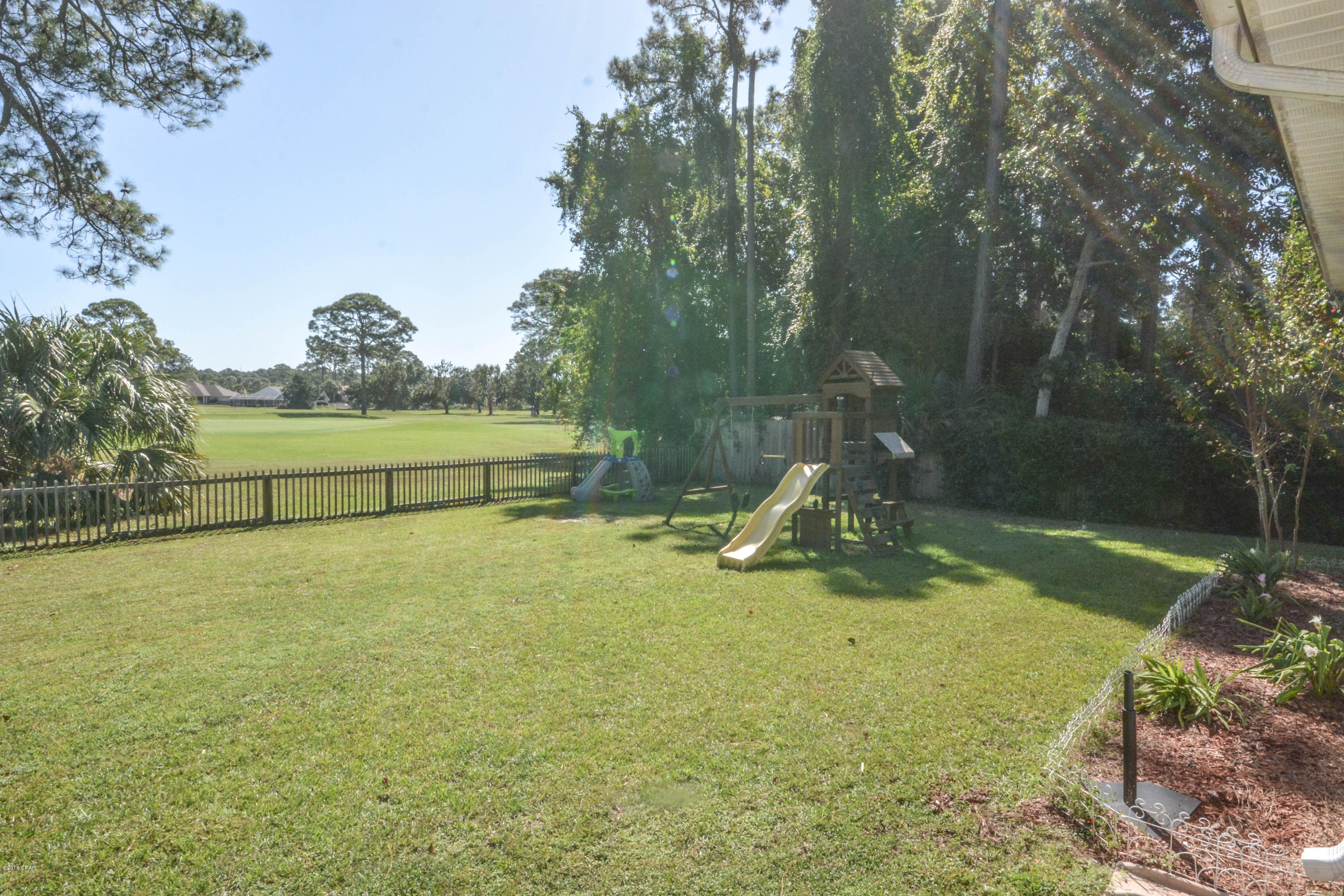 Colony Club - Residential