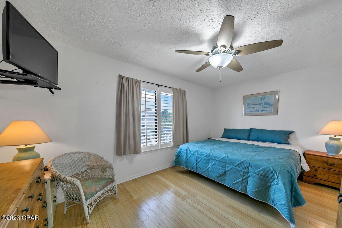 Pirate's Cove Inlet - Residential