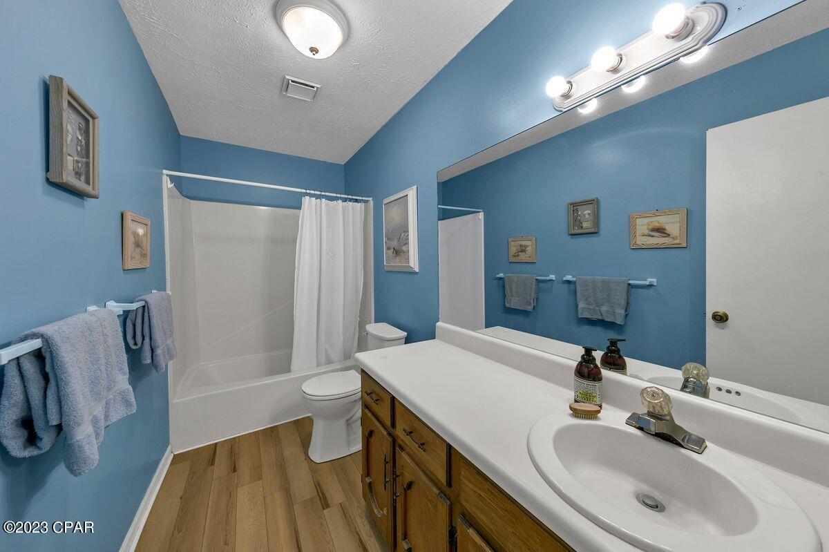 Pirate's Cove Inlet - Residential