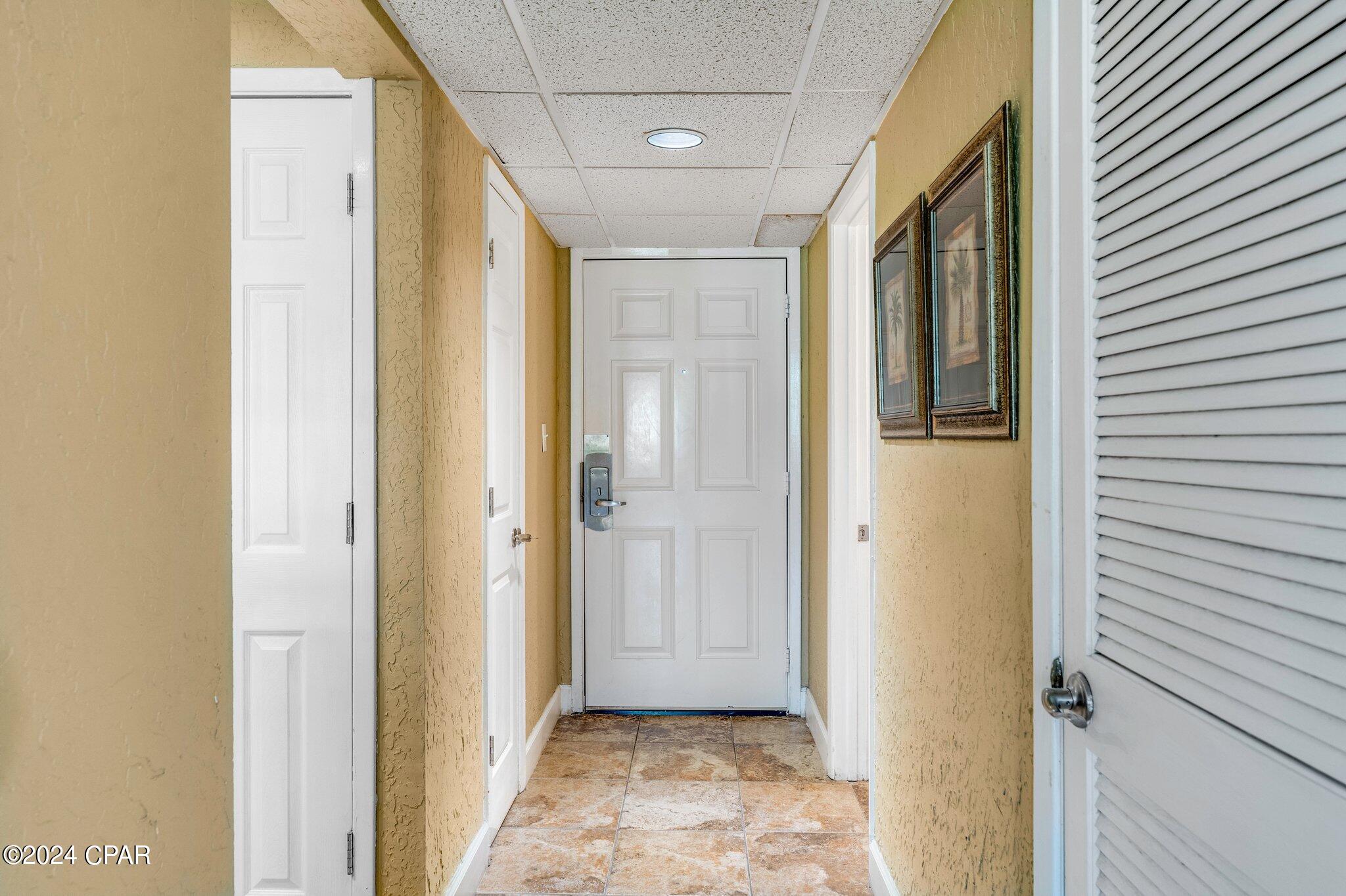 Edgewater Golf Villas V-A - Residential