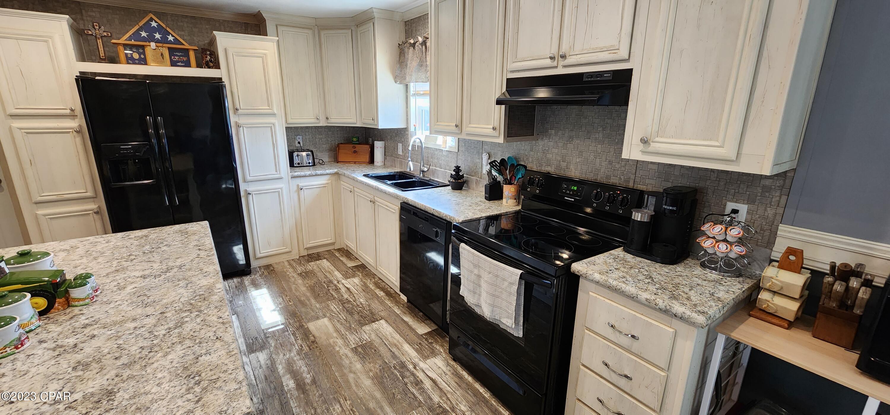 Sweetwater Village S Ph I - Residential