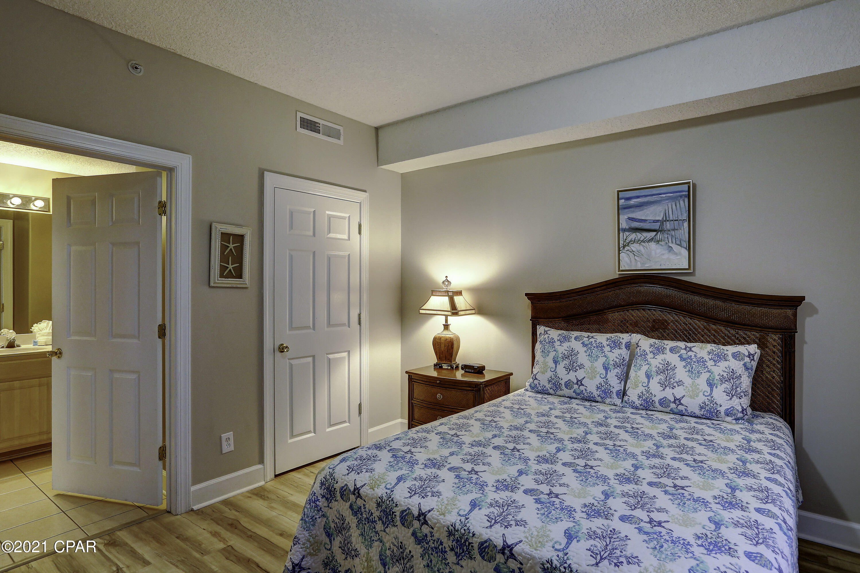 Emerald Isle - Residential