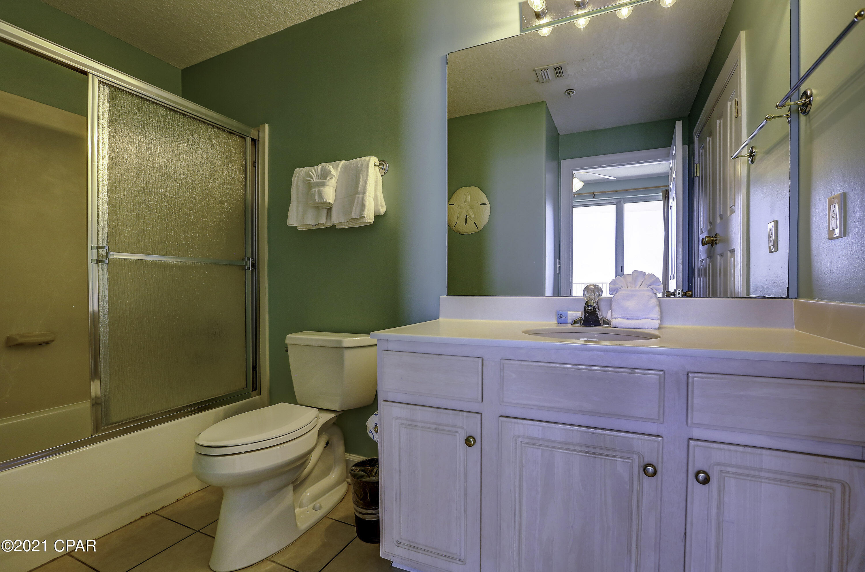 Emerald Isle - Residential