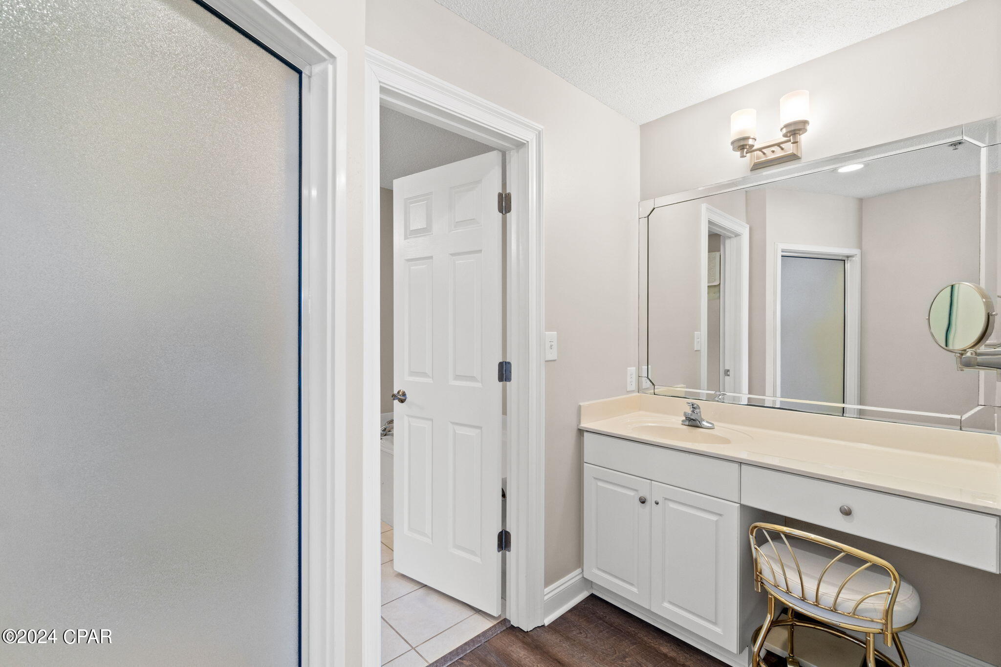 Marina Bay Condo - Residential