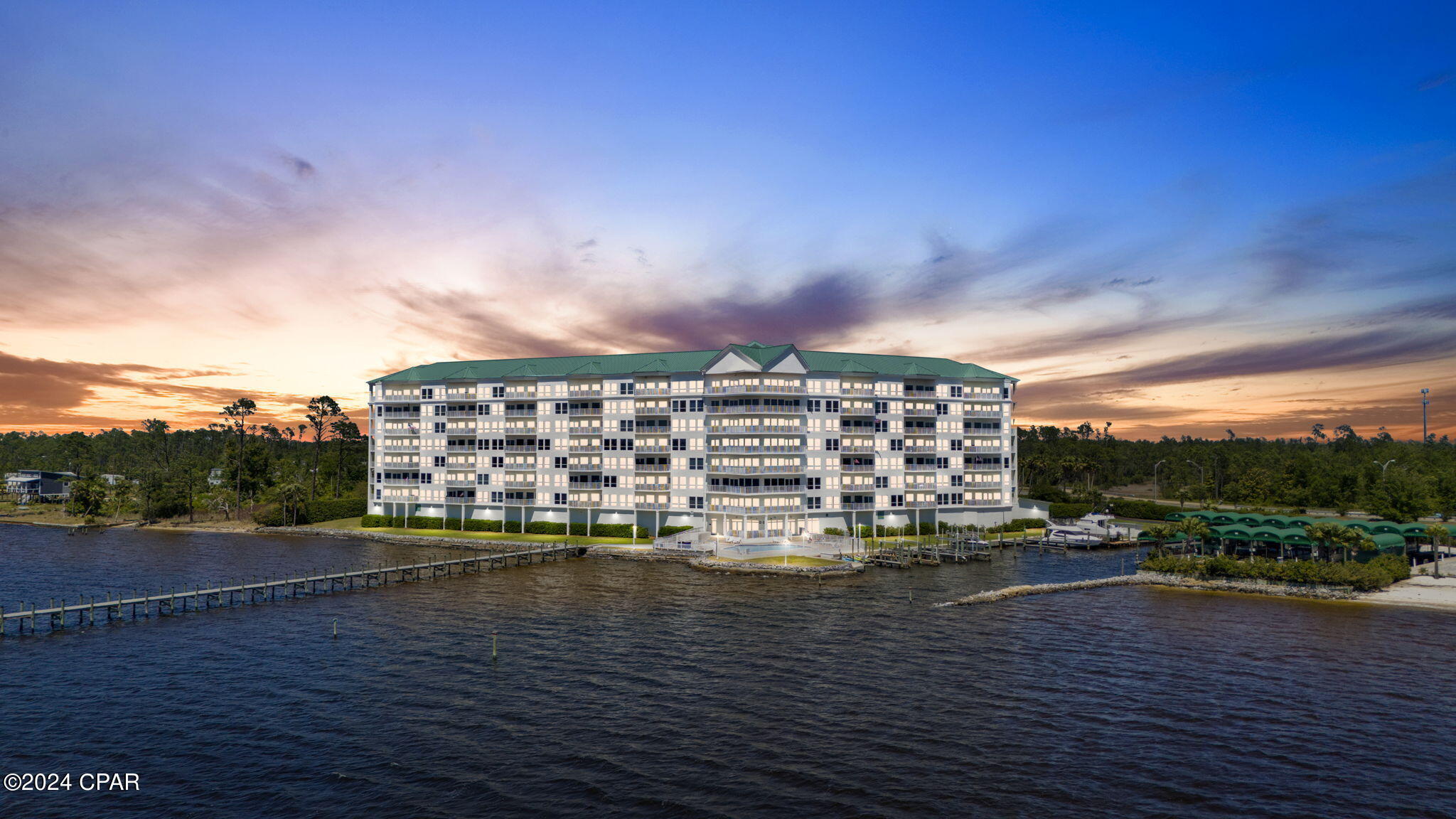 Marina Bay Condo - Residential