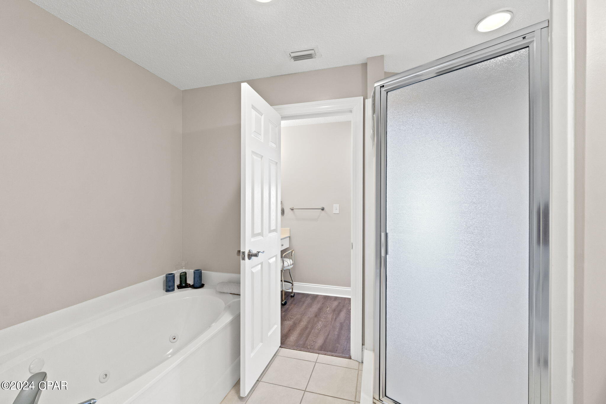 Marina Bay Condo - Residential