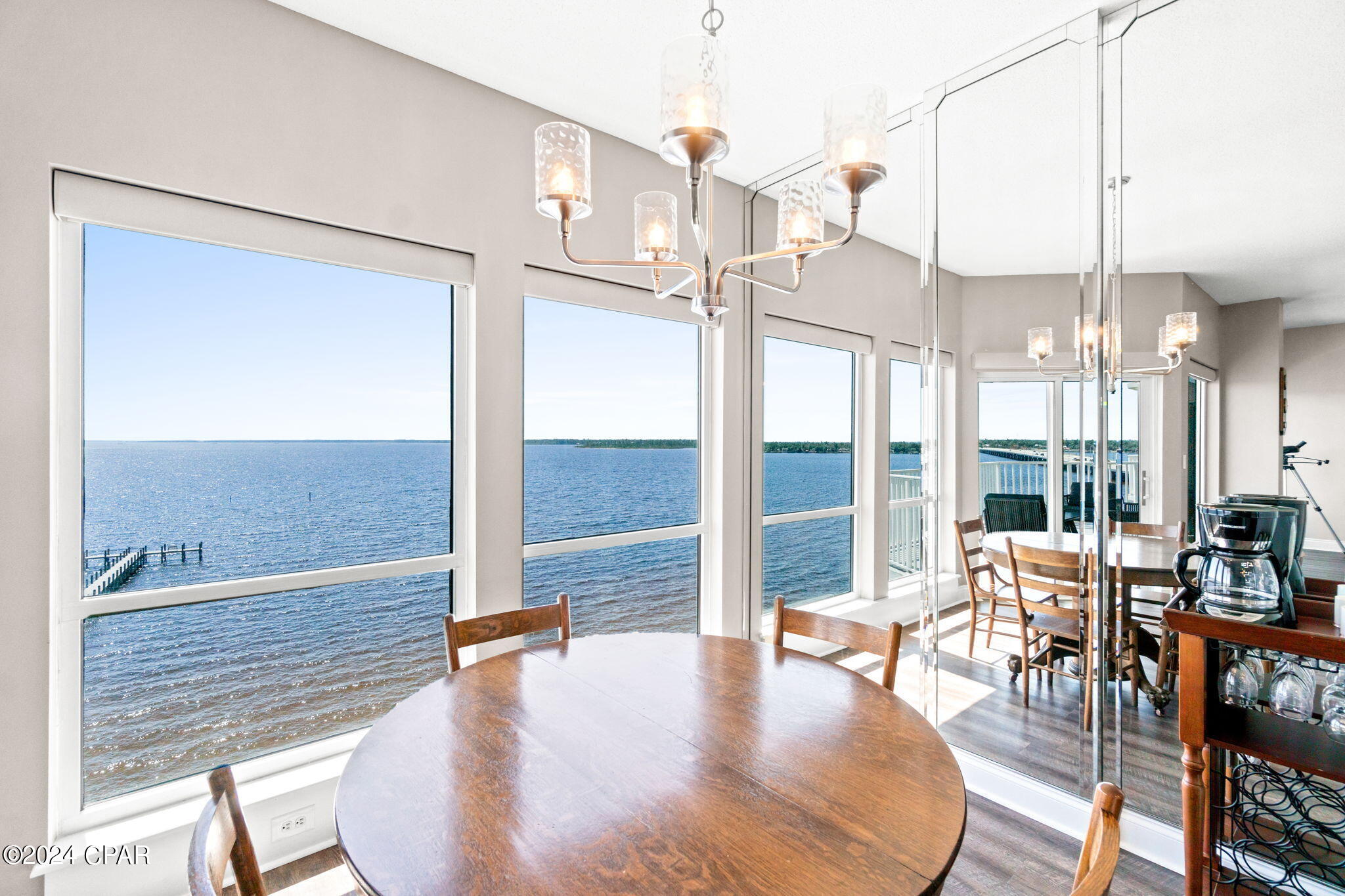 Marina Bay Condo - Residential