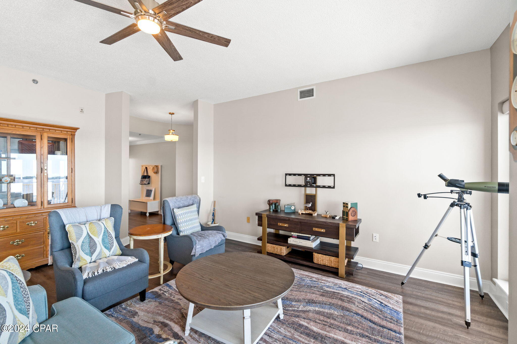 Marina Bay Condo - Residential