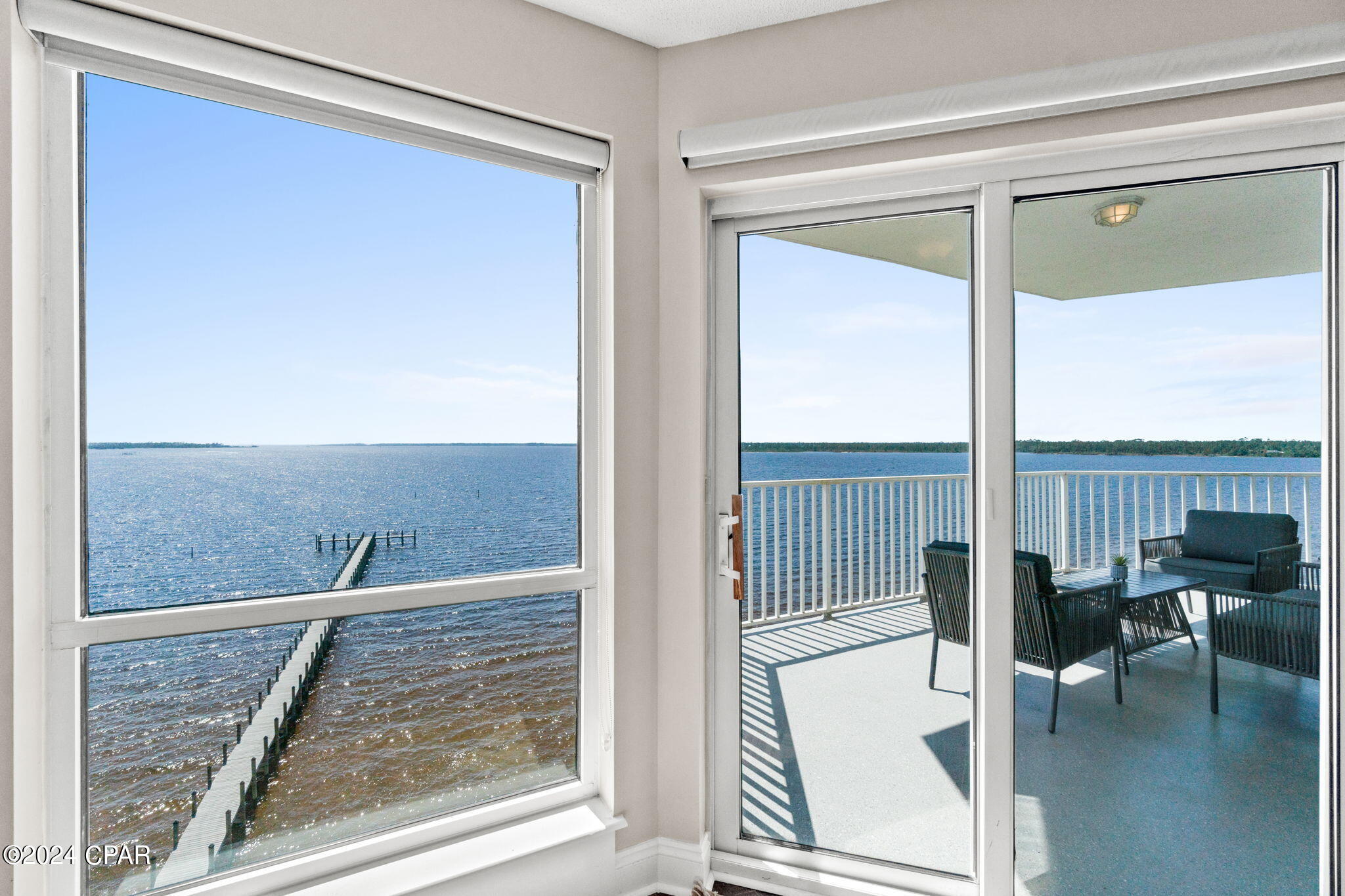 Marina Bay Condo - Residential