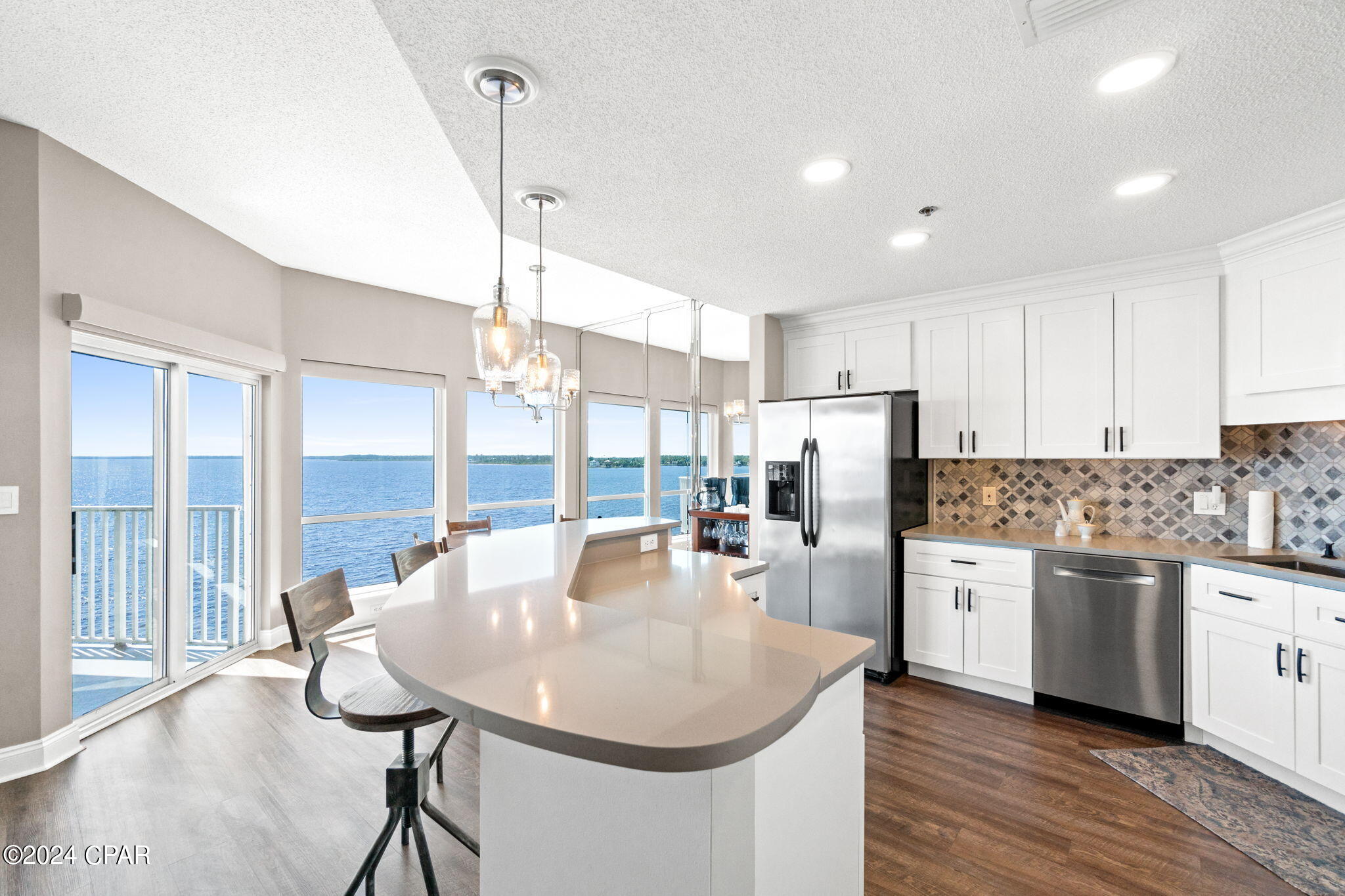 Marina Bay Condo - Residential