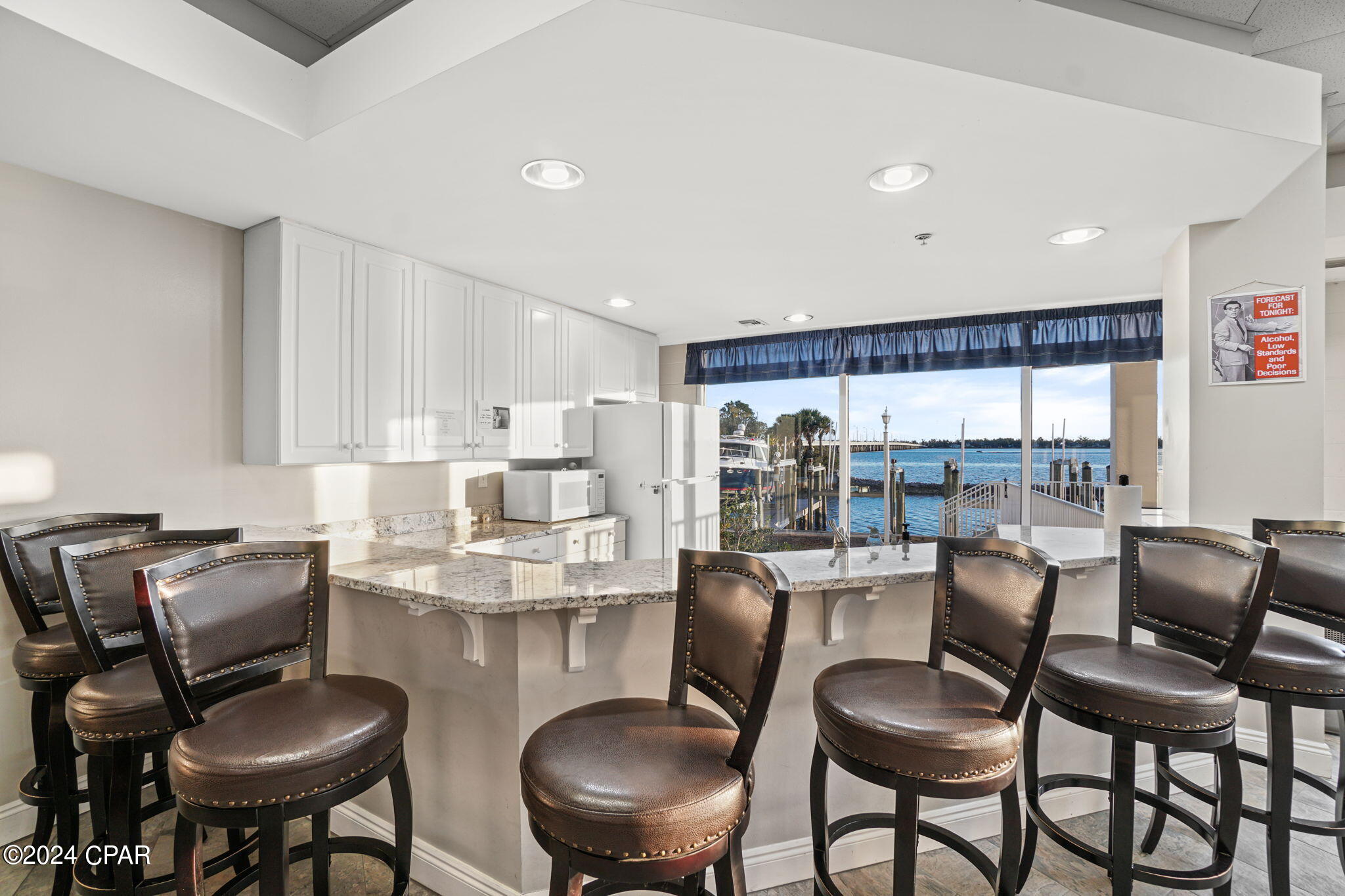 Marina Bay Condo - Residential