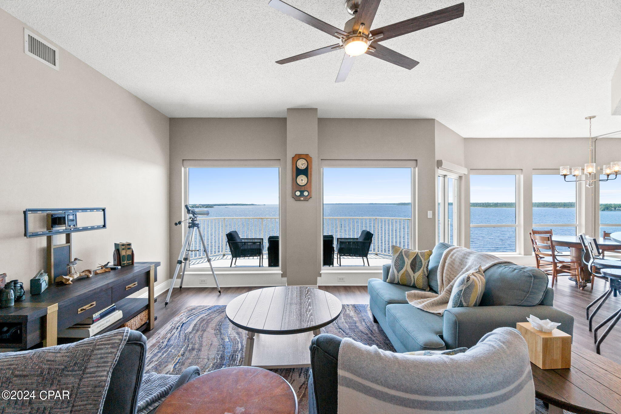 Marina Bay Condo - Residential