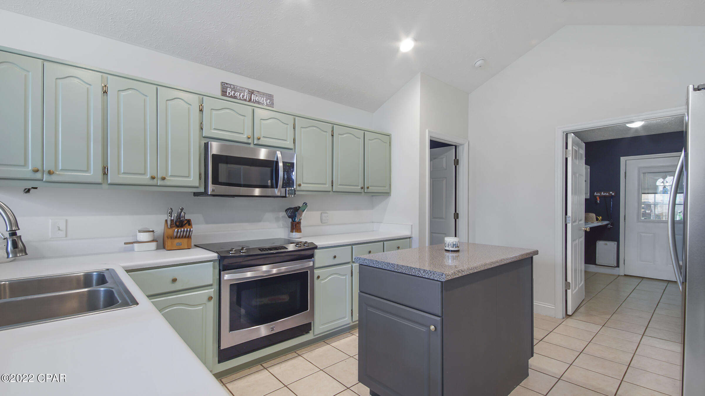 Mowat Highlands Ph X - Residential