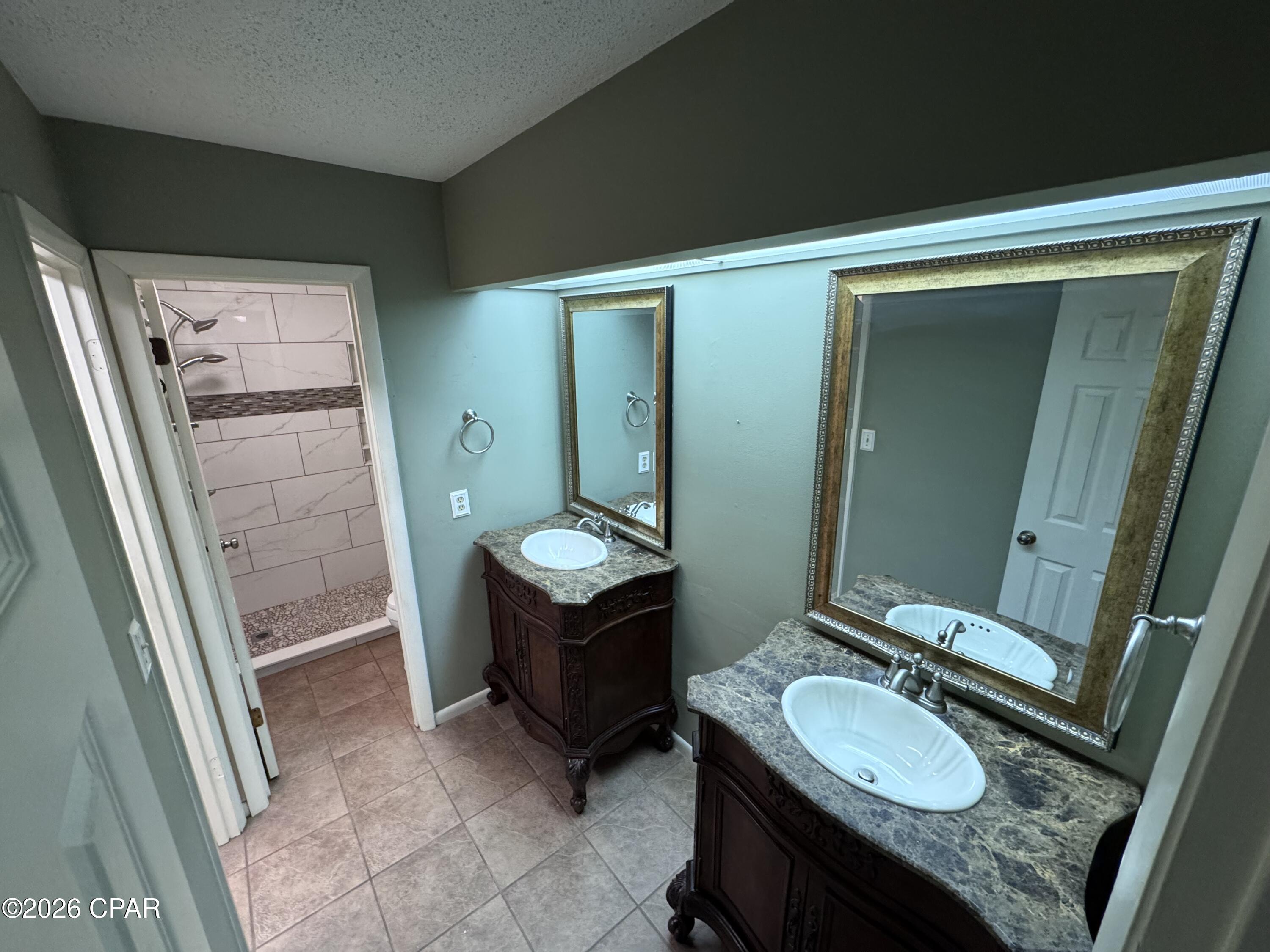 Country Club Hills #2 - Residential