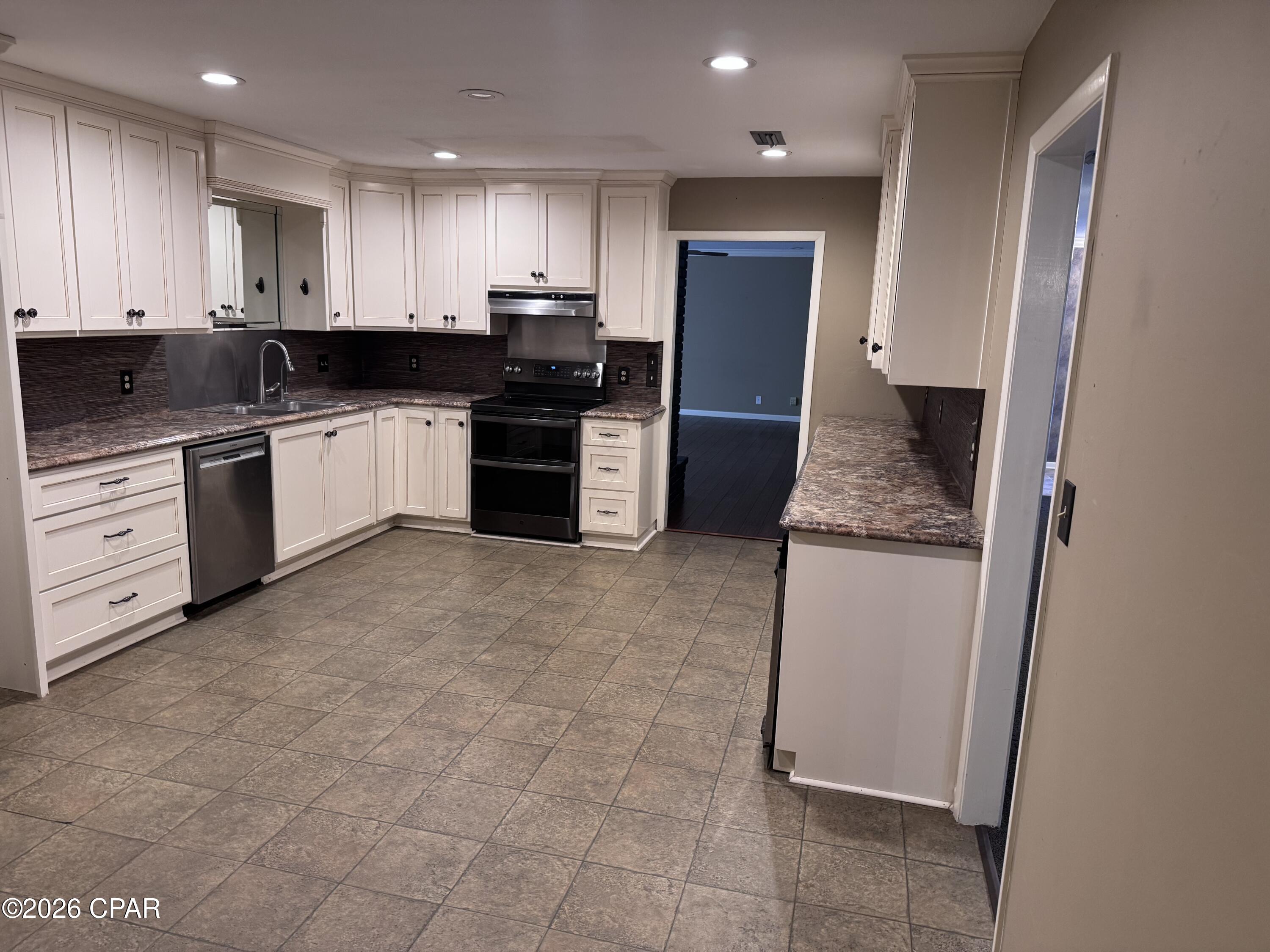 Country Club Hills #2 - Residential