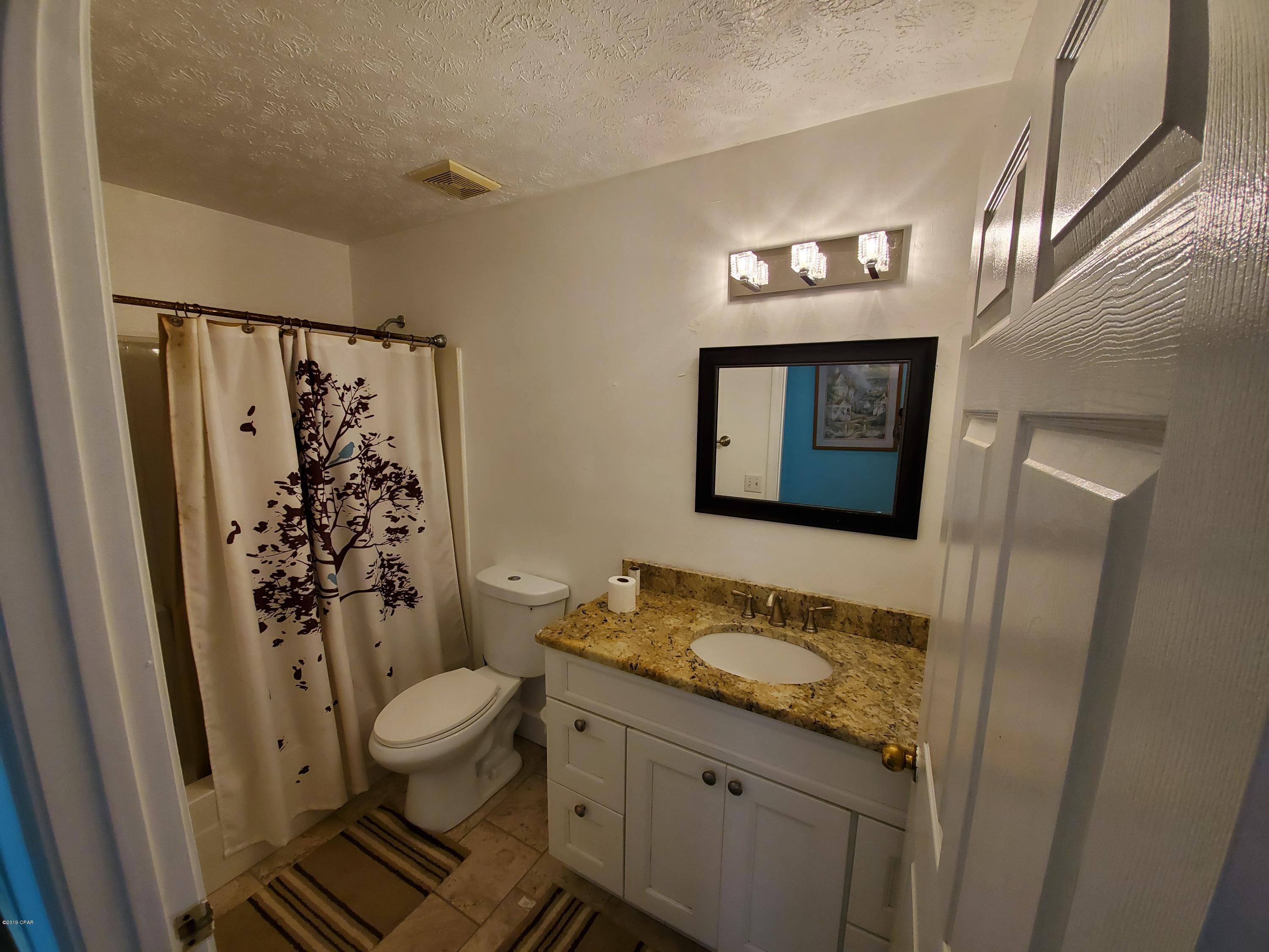 Pine Tree Place Unit 1 - Residential