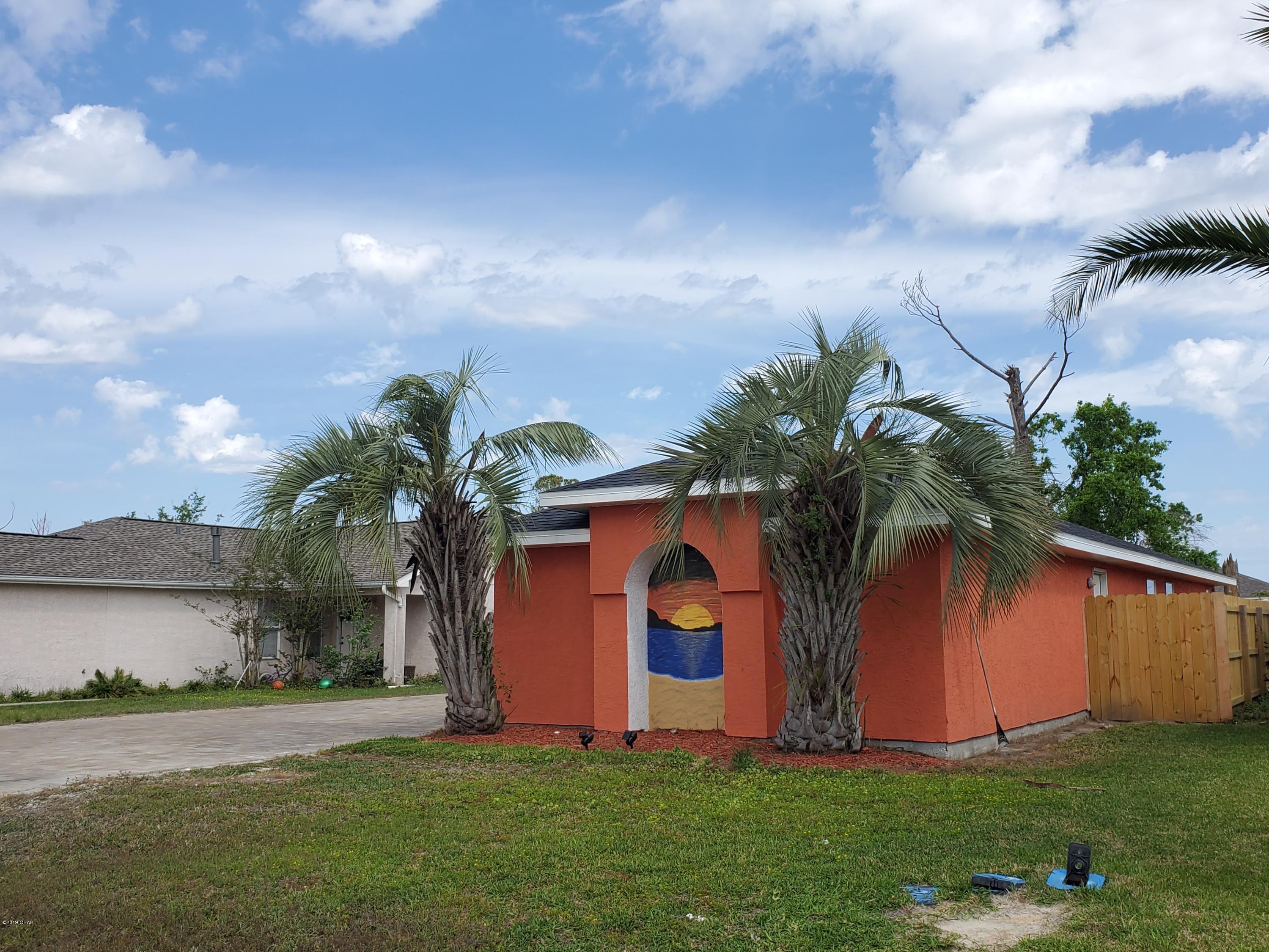 Pine Tree Place Unit 1 - Residential