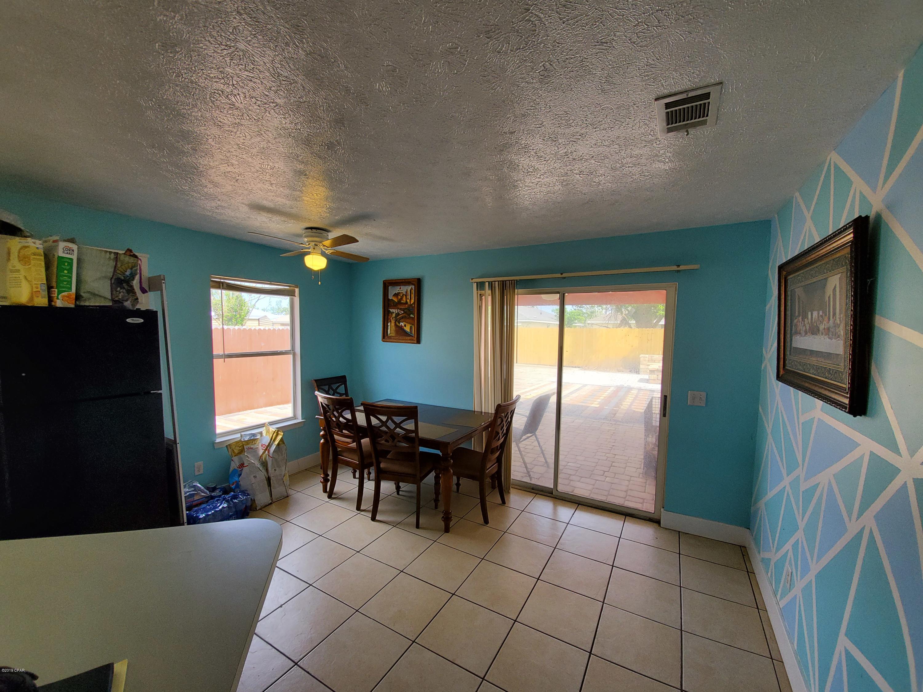 Pine Tree Place Unit 1 - Residential