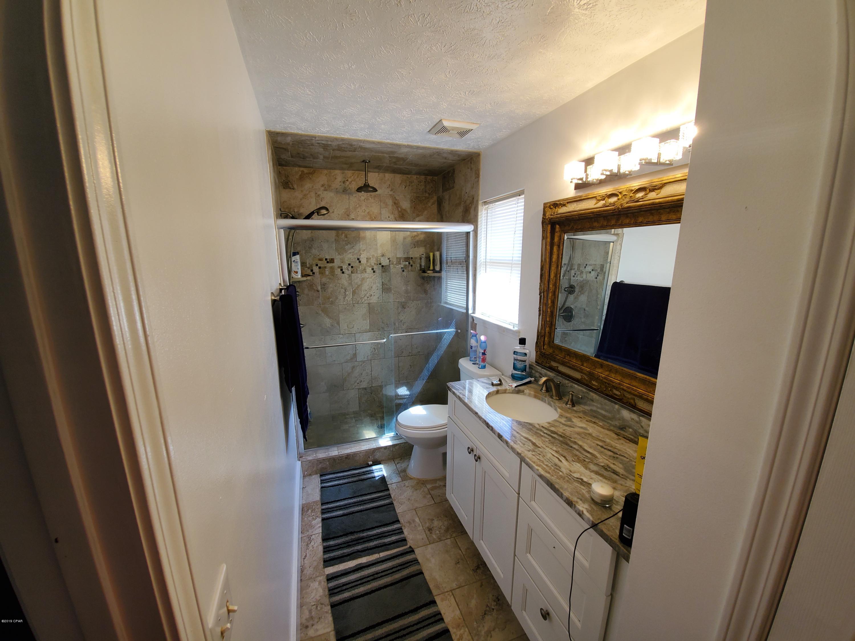 Pine Tree Place Unit 1 - Residential