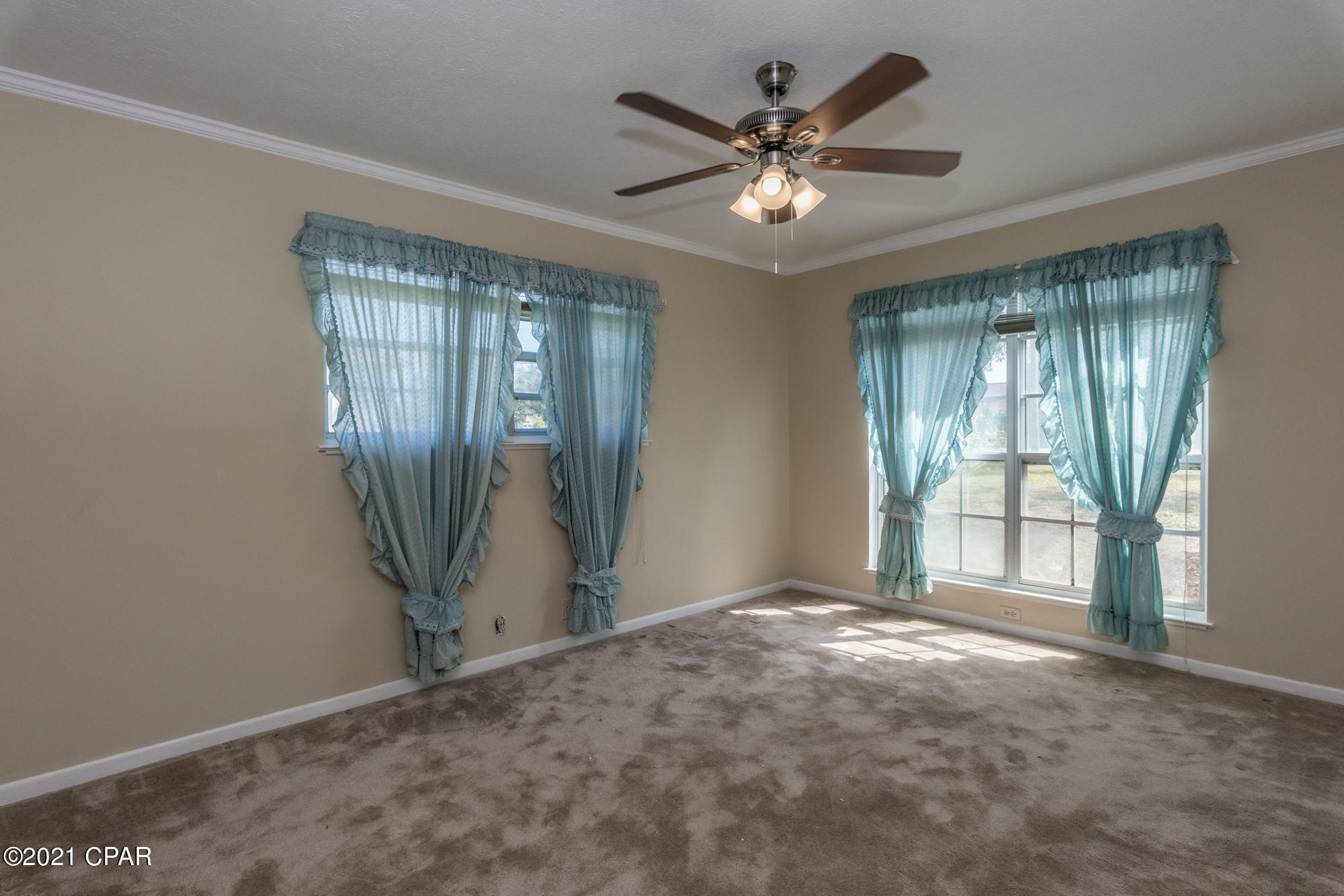 Baywood Shores Est Unit 4 - Residential