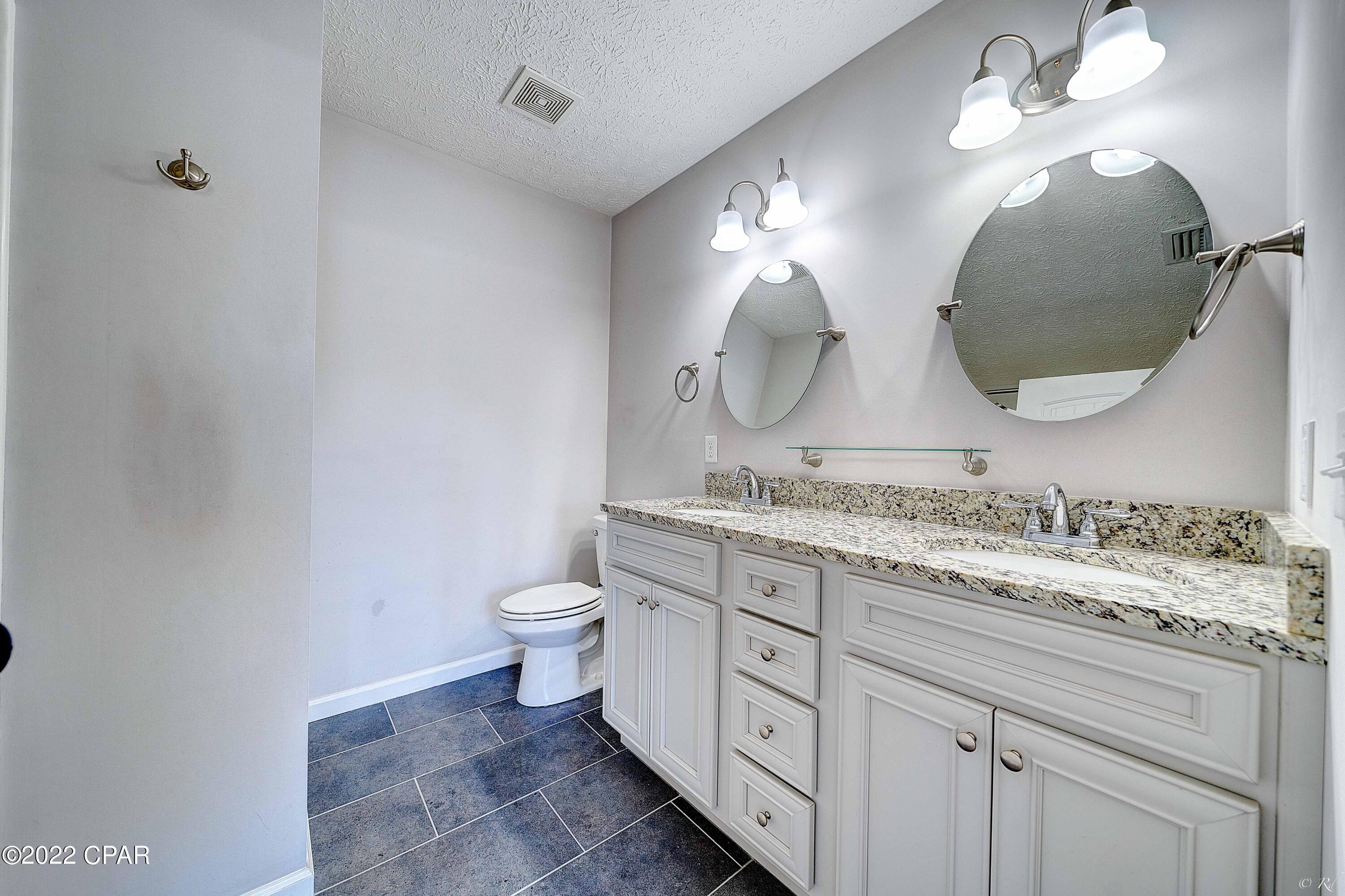 Causeway Manor - Residential