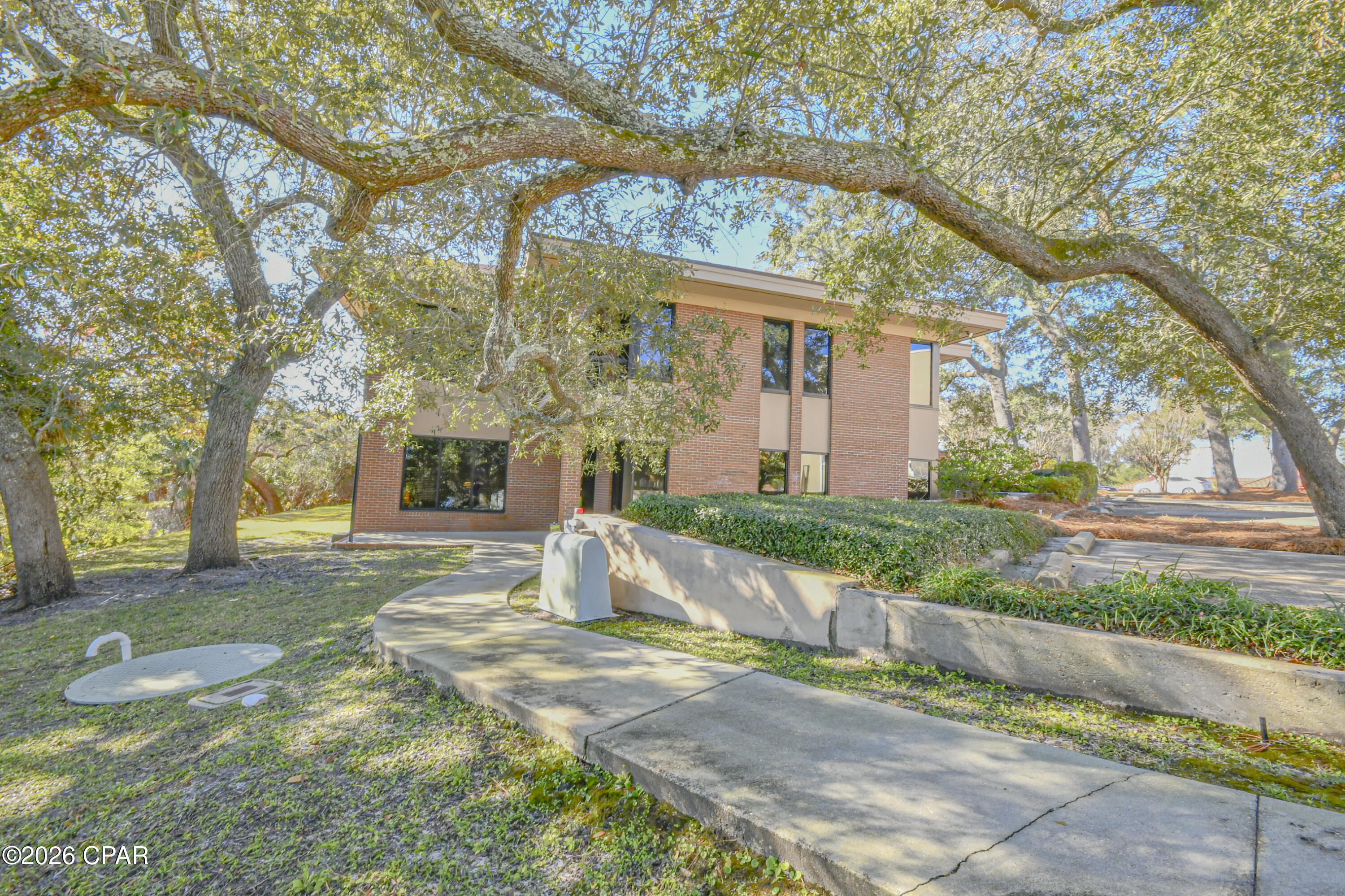 No Named Subdivision - Commercial Lease