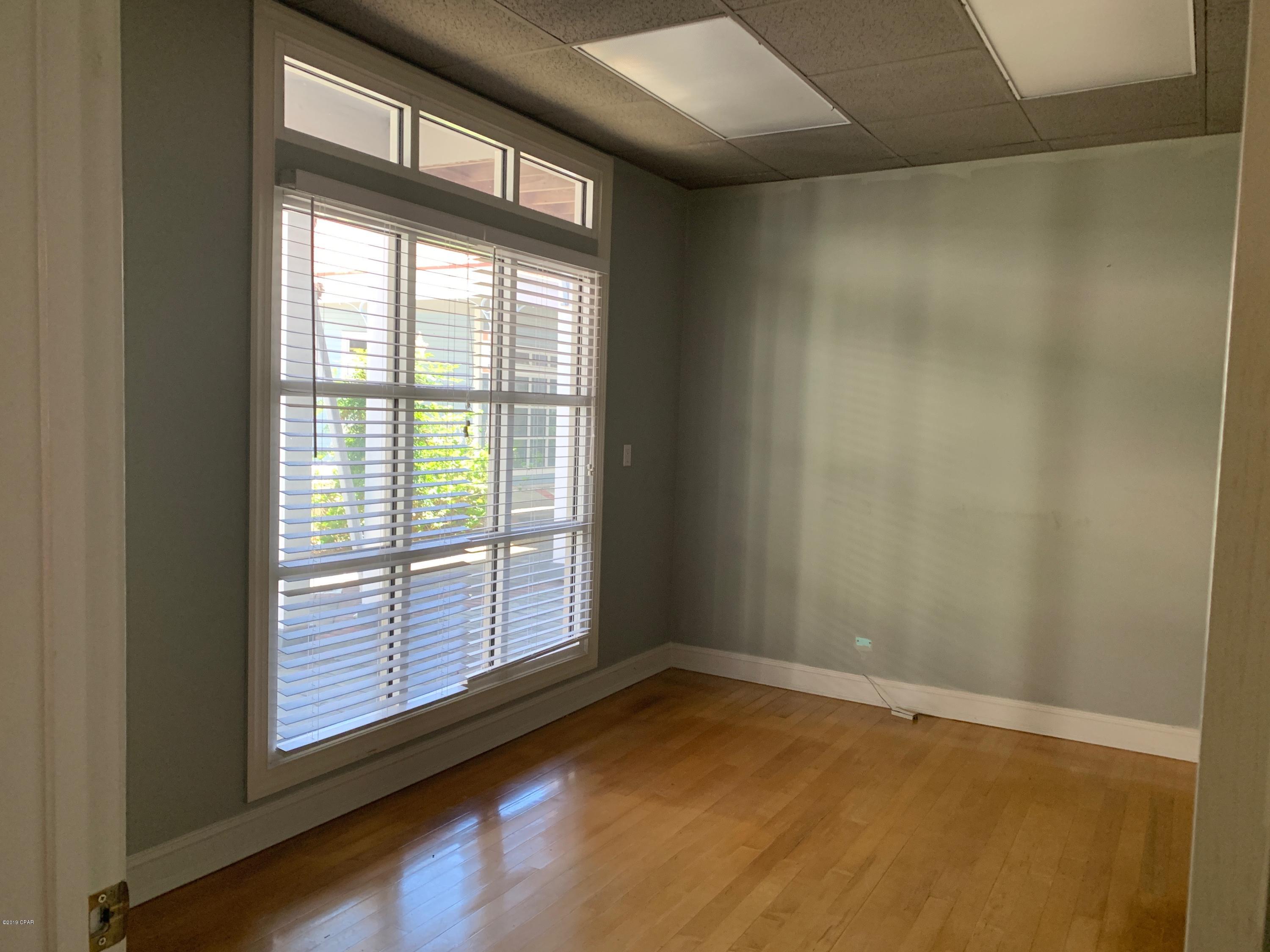 Promenade Shopping Mall - Commercial Lease