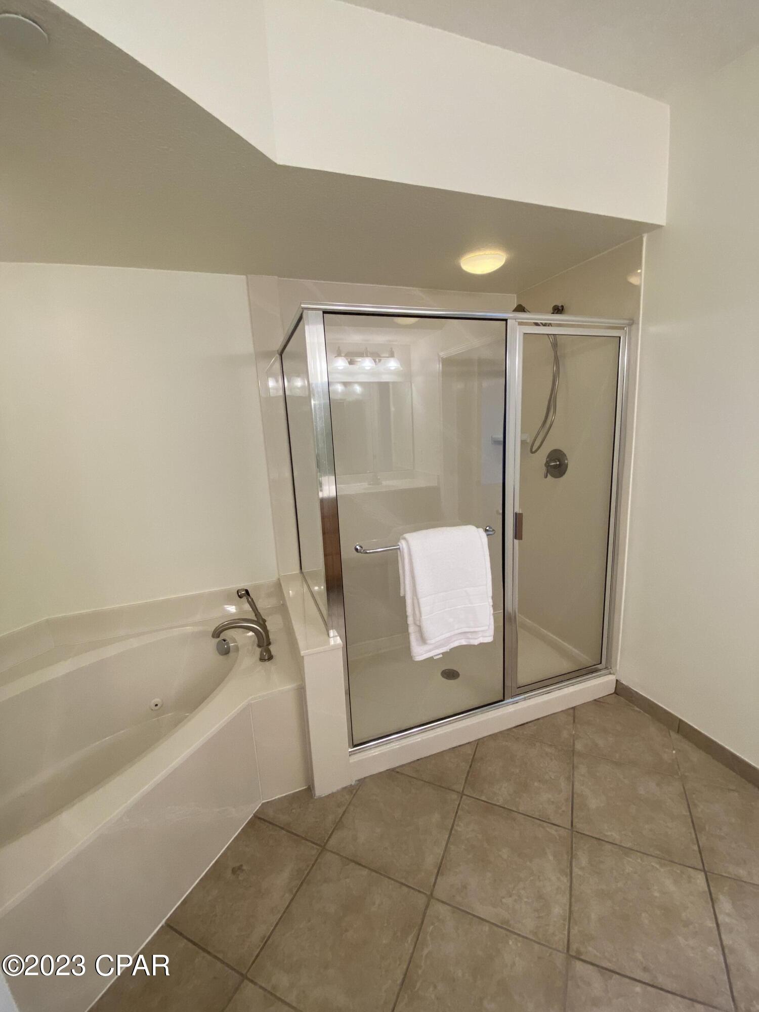 Magnolia Bay Club - Residential Lease