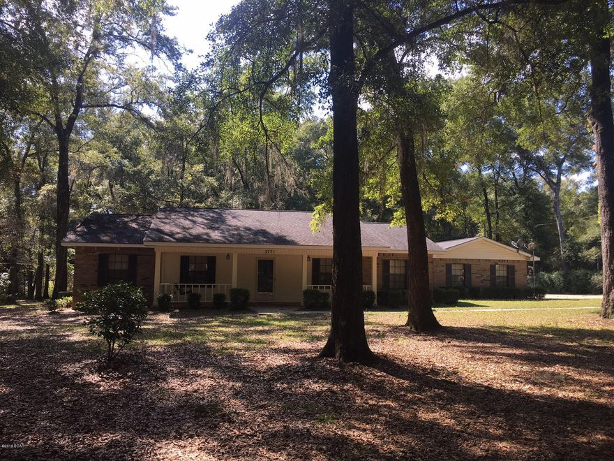 Indian Springs brick home that is move in ready!!   Come check out the latest and greatest listing in one of the premier areas in Jackson County.   This golf course/waterfront community is family friendly and full of adventure.  This home is a well built brick home with the desired 3 bedroom, 2 bath layout.  It also comes with a covered and well built carport.  Plenty of land in the front and back of the home to not feel cluttered.  The home is move in ready and waiting on you to call it yours.  Call today!!