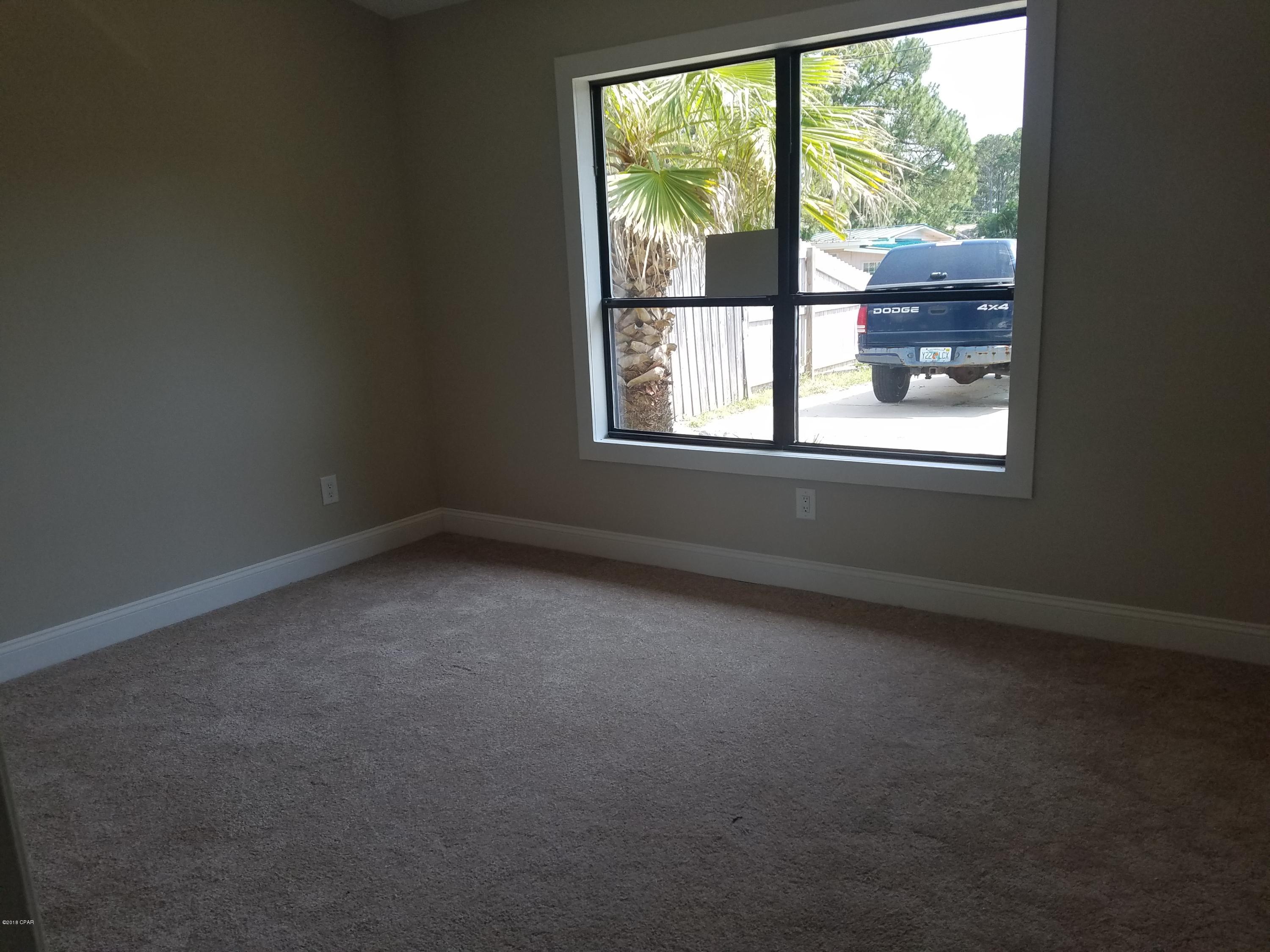 Biltmore Beach 1st Add - Residential