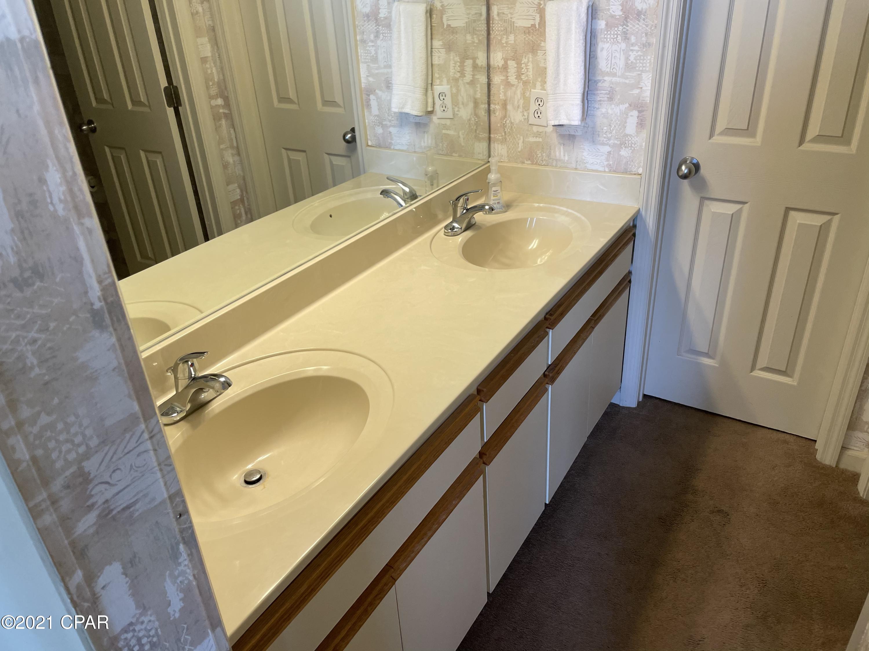 Sun Seeker Condo - Residential