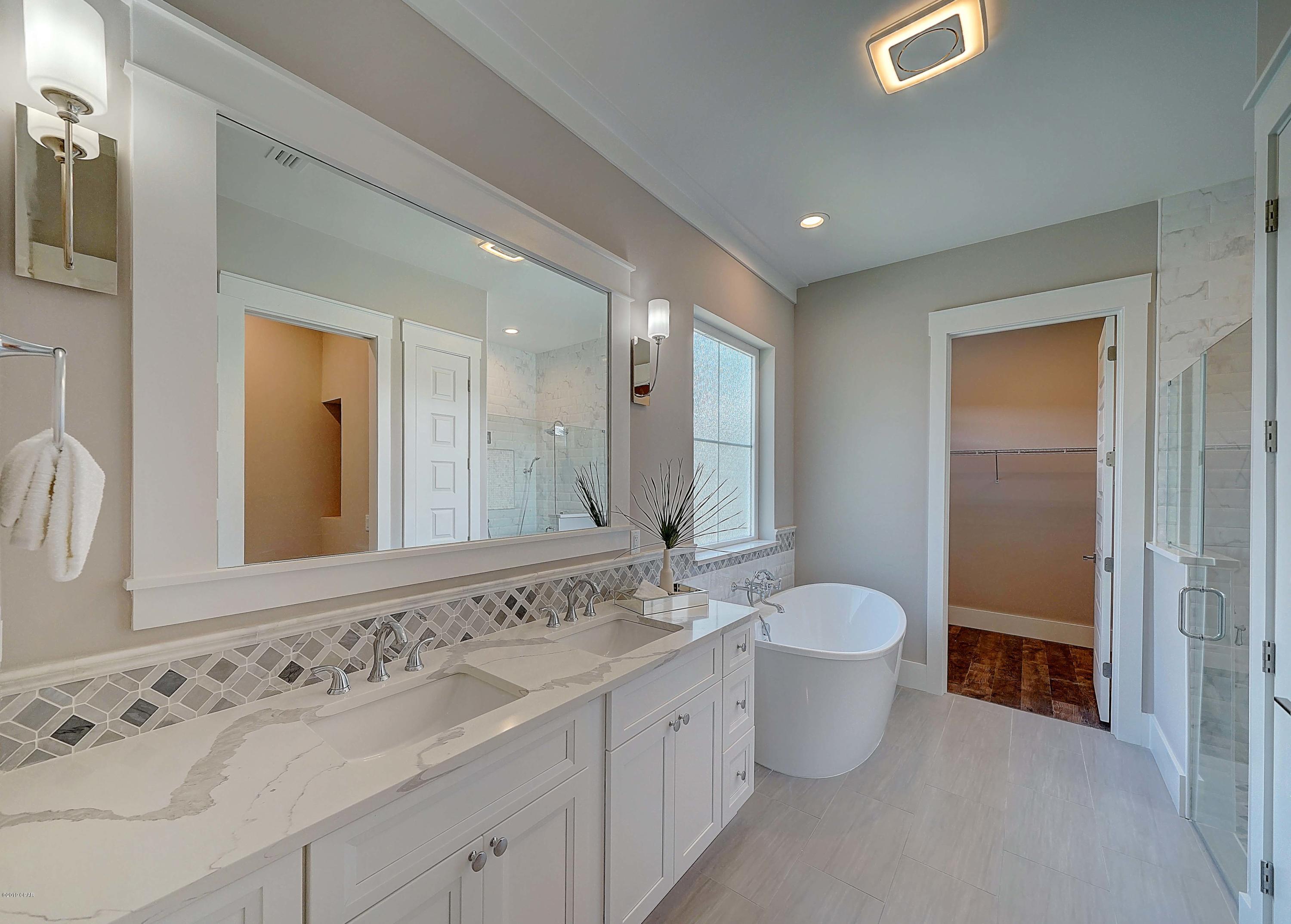 Dolphin Bay Ph I - Residential