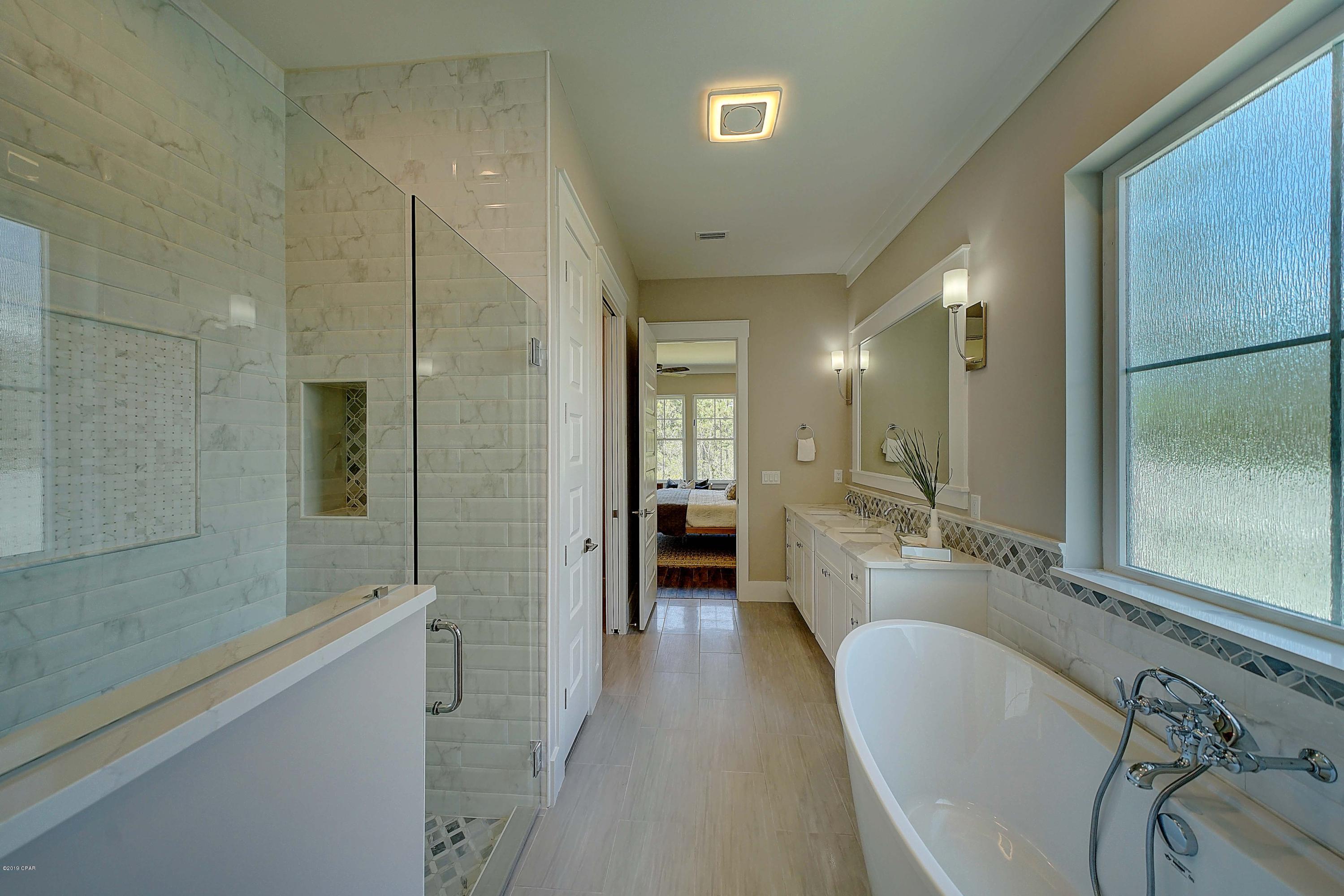 Dolphin Bay Ph I - Residential