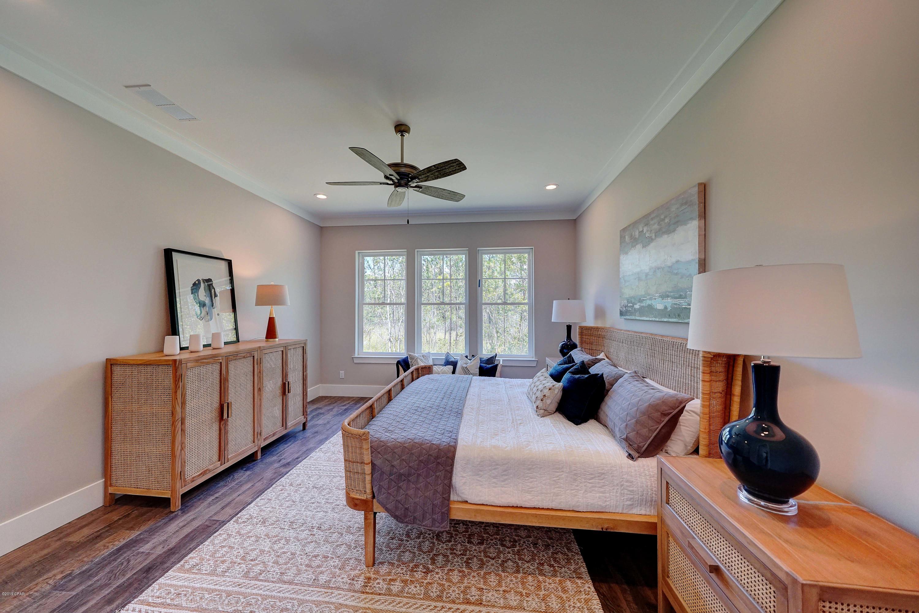 Dolphin Bay Ph I - Residential