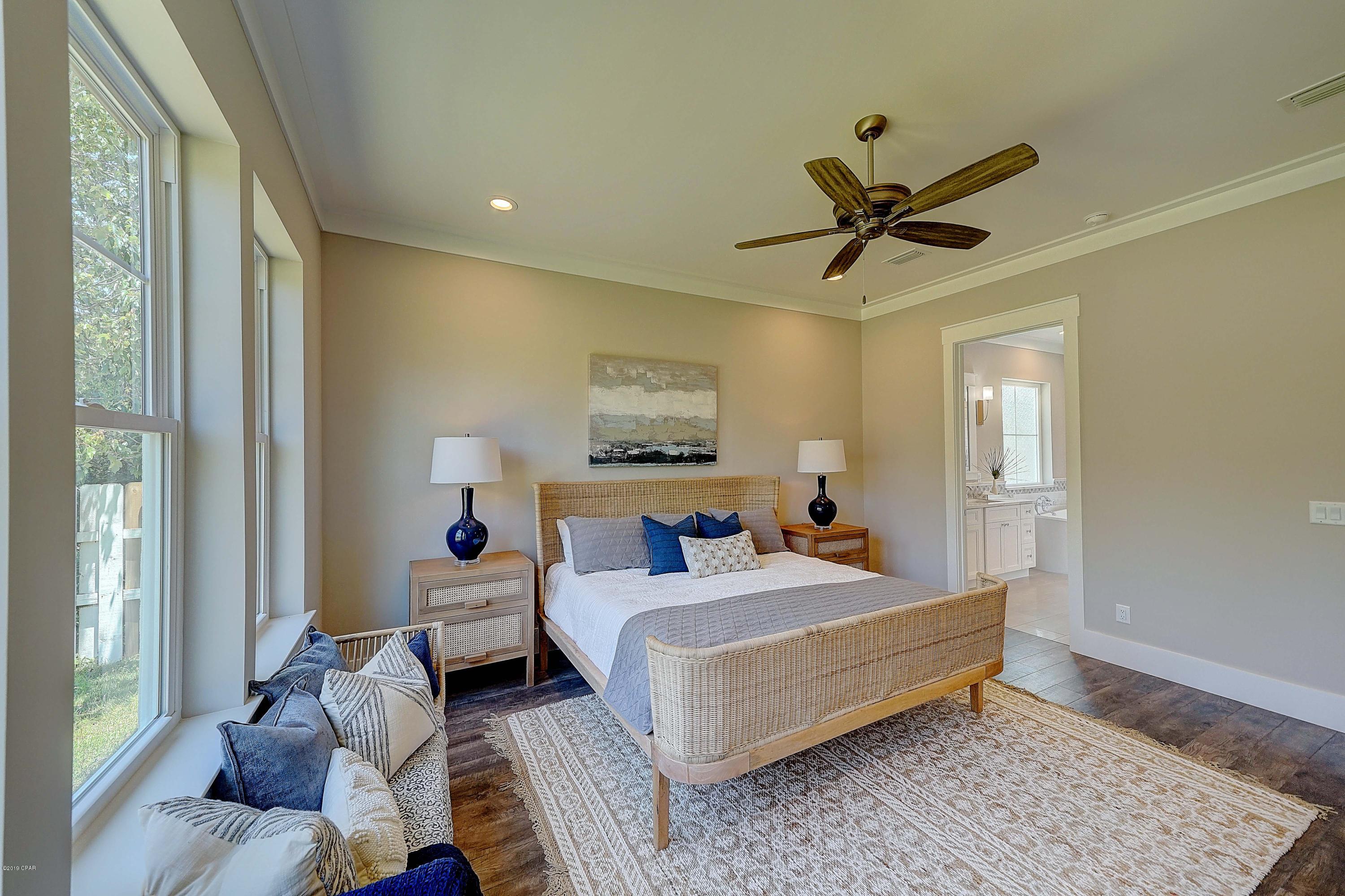 Dolphin Bay Ph I - Residential