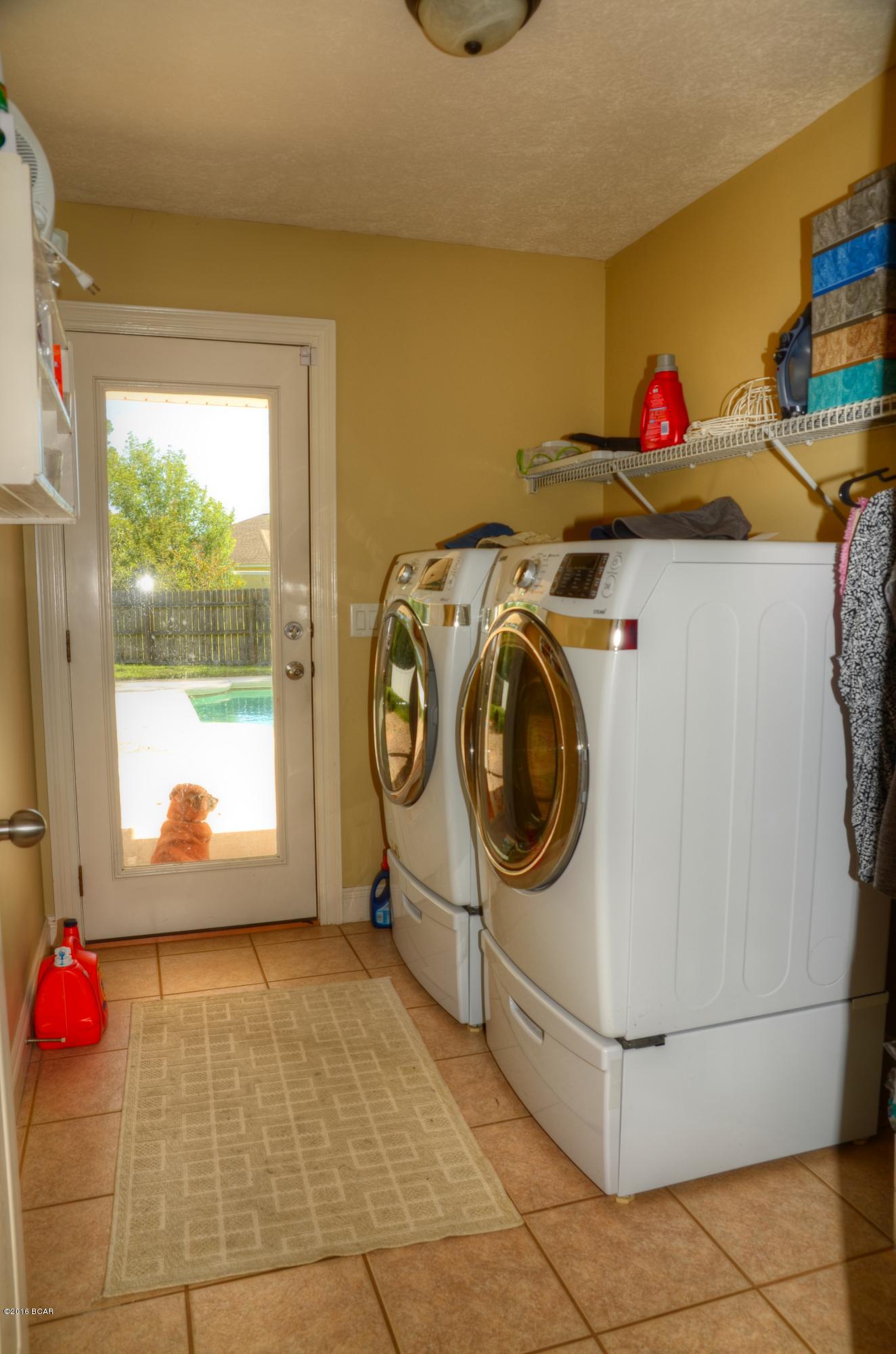 Colony Club - Residential