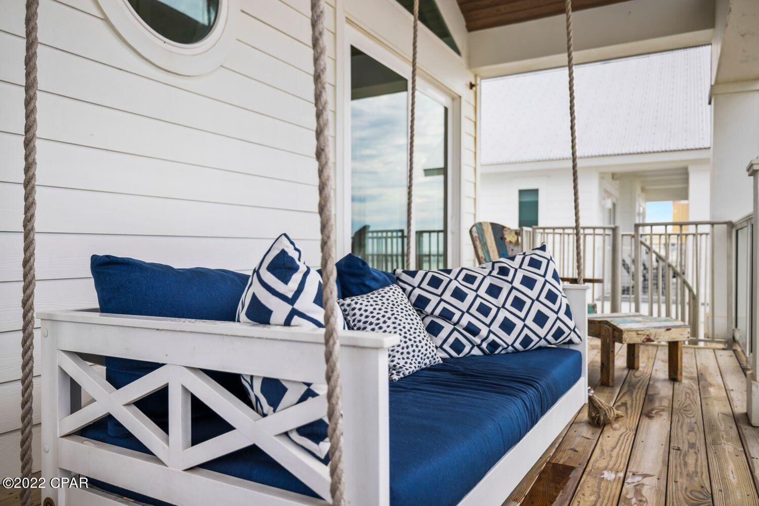 Lullwater Beach - Residential