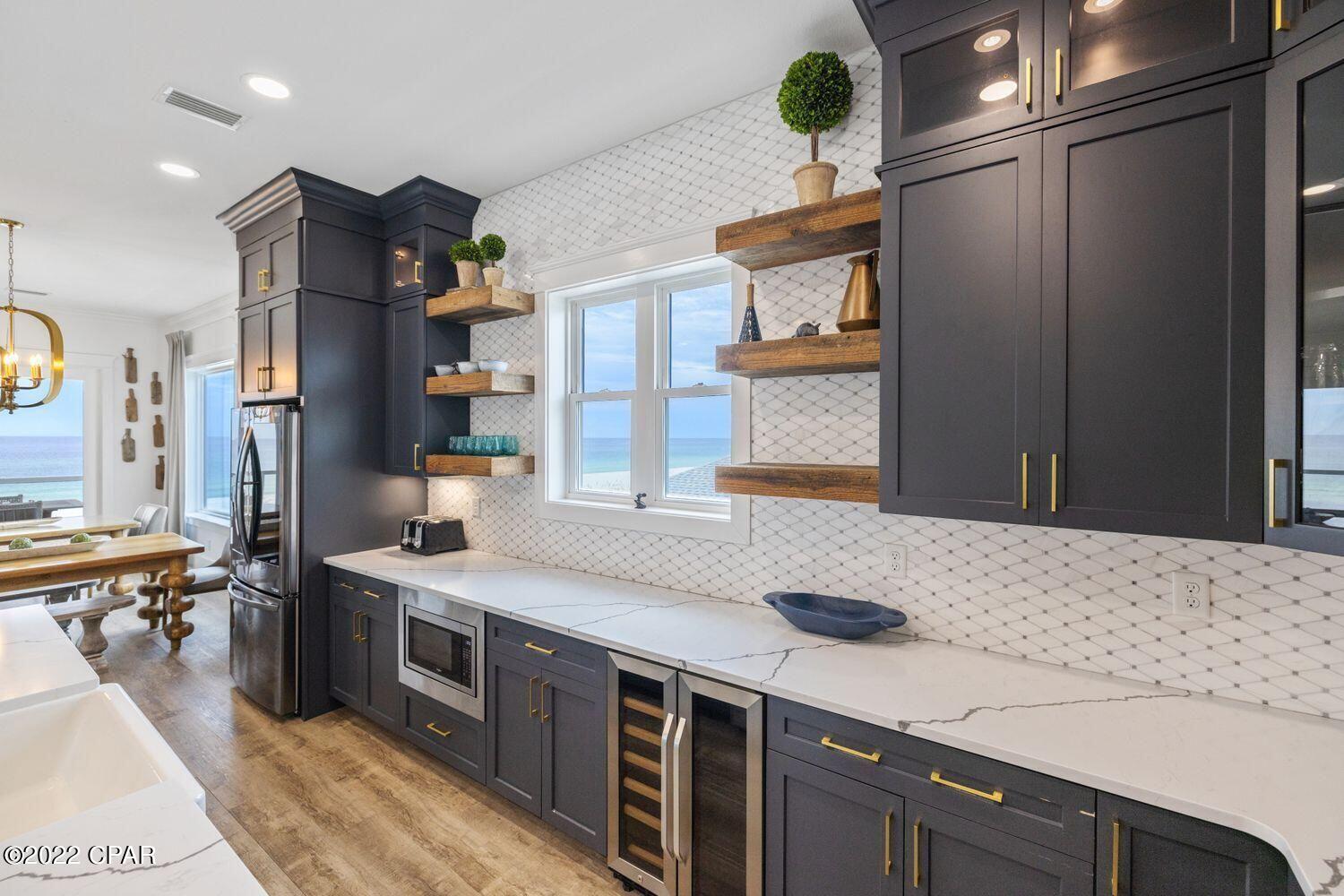 Lullwater Beach - Residential