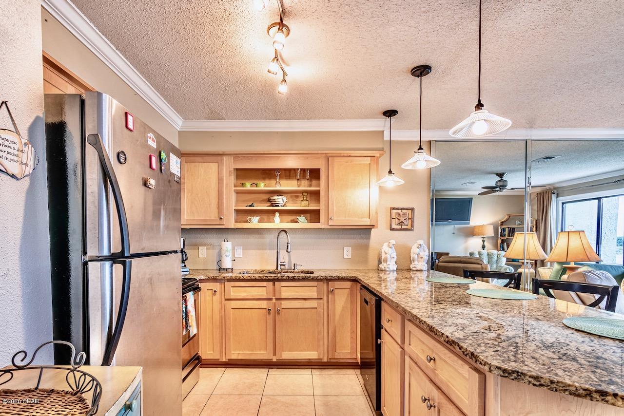 Emerald Shores Condo - Residential