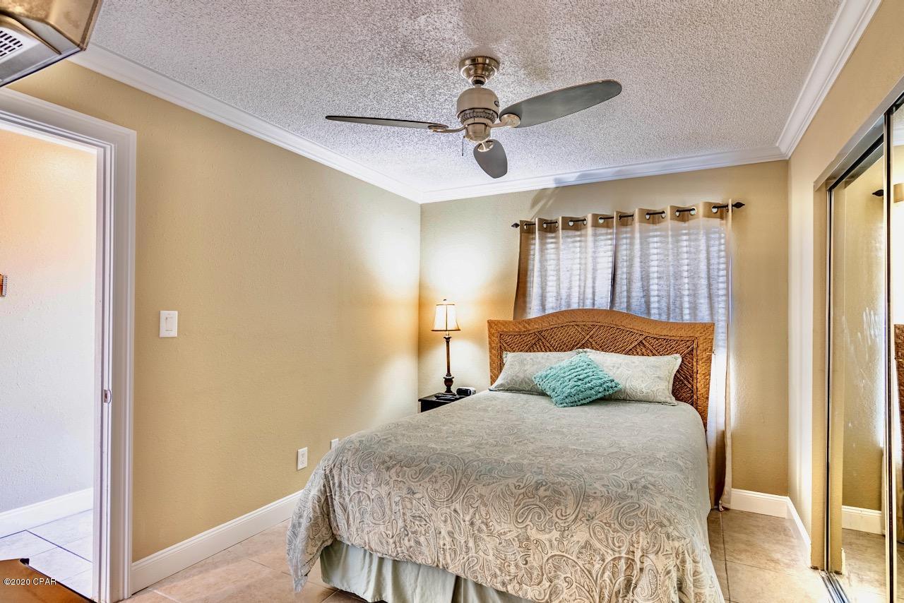 Emerald Shores Condo - Residential