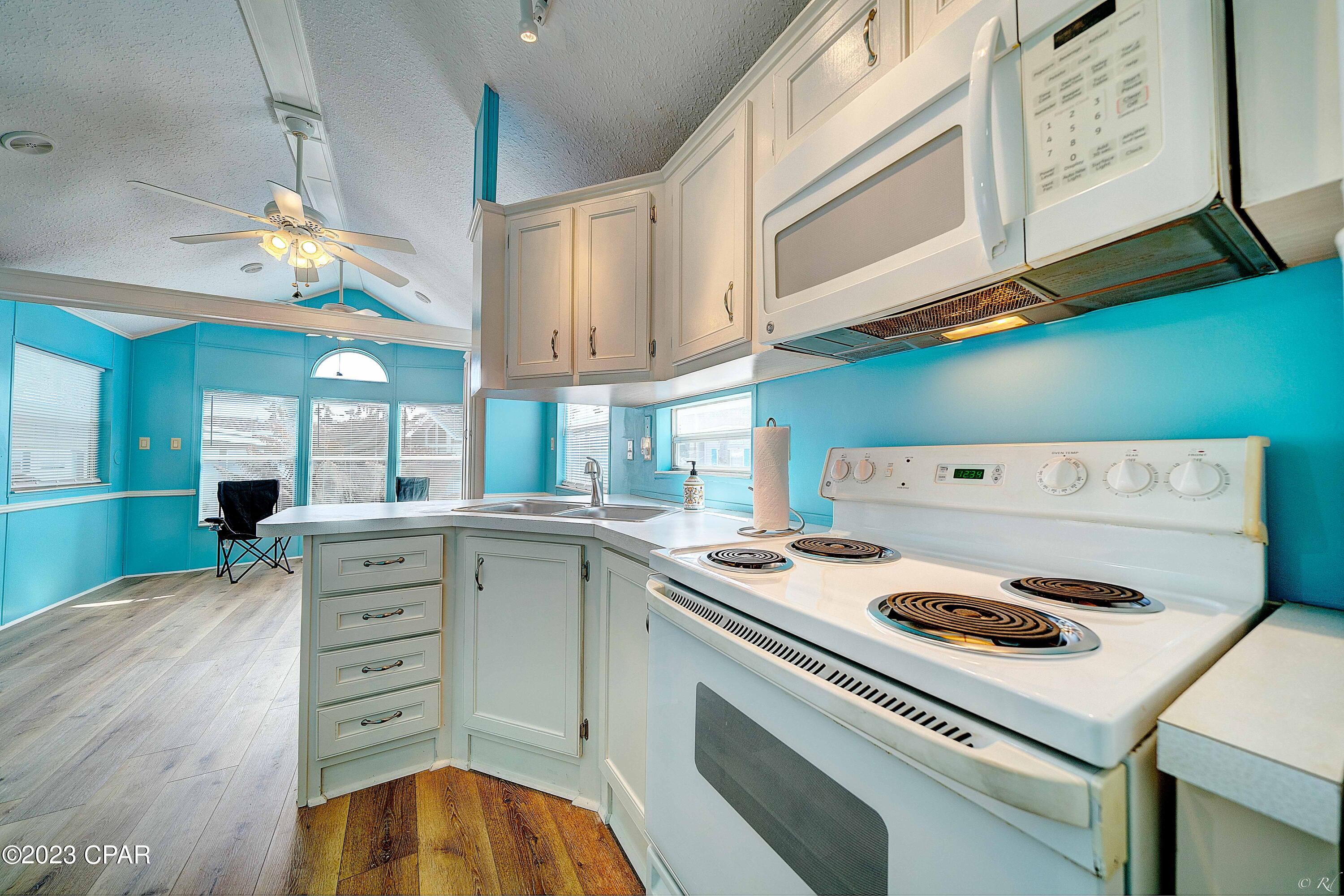 Emerald Pointe Resort - Residential