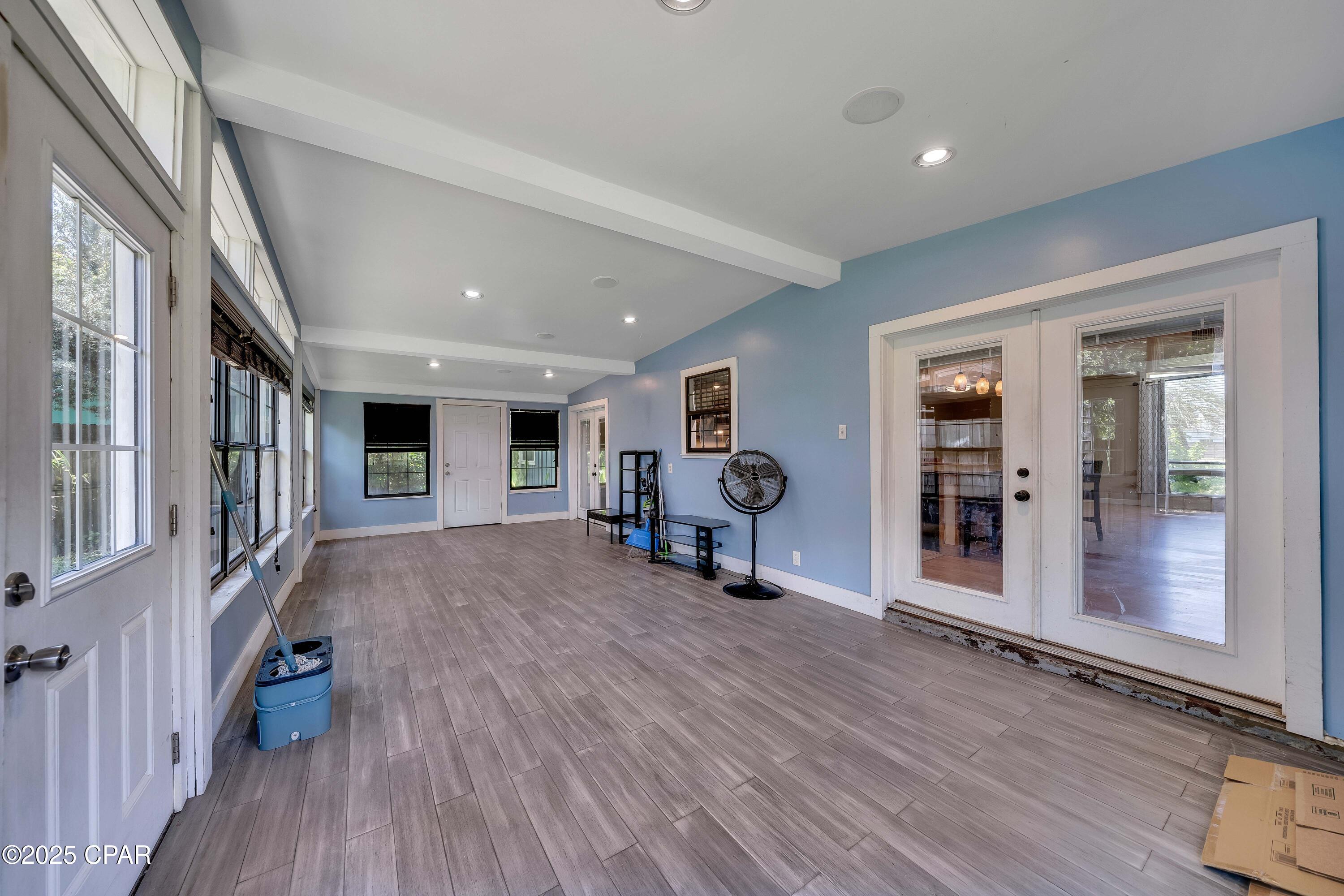 Woodlawn Unit 1 - Residential